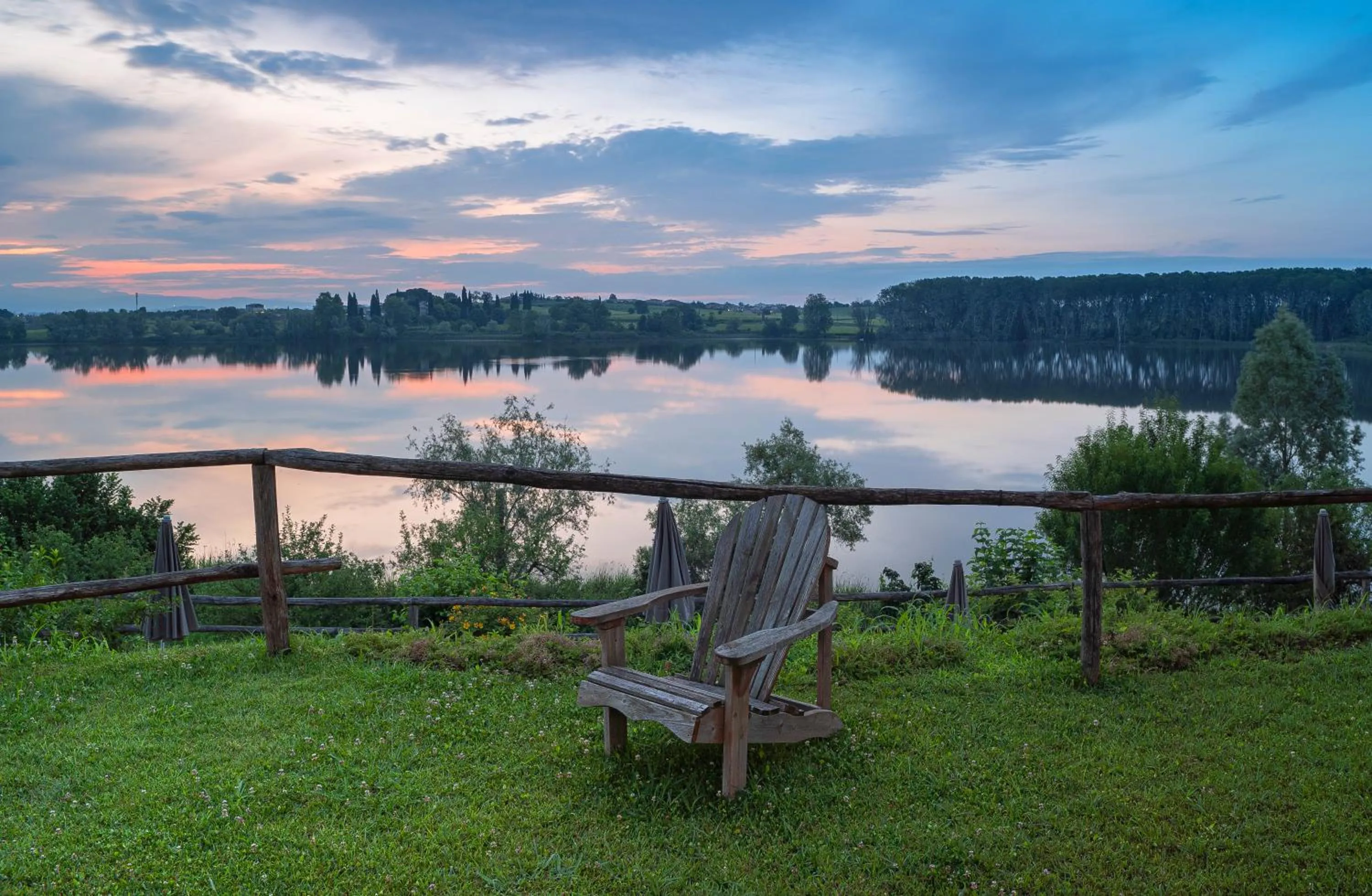 Lake view in Le Ali Del Frassino