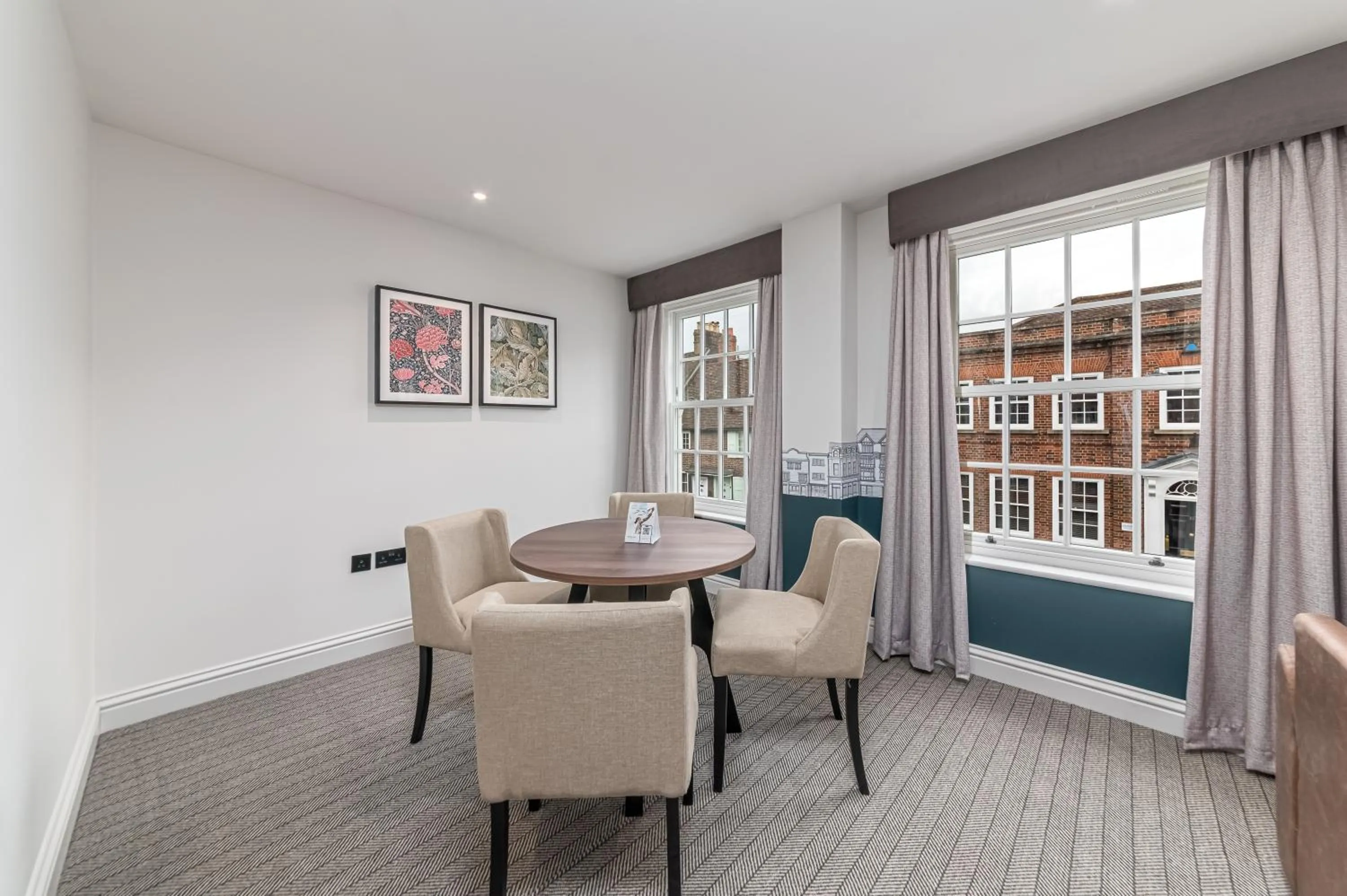 Dining area in Mercure Salisbury White Hart Hotel & Apartments
