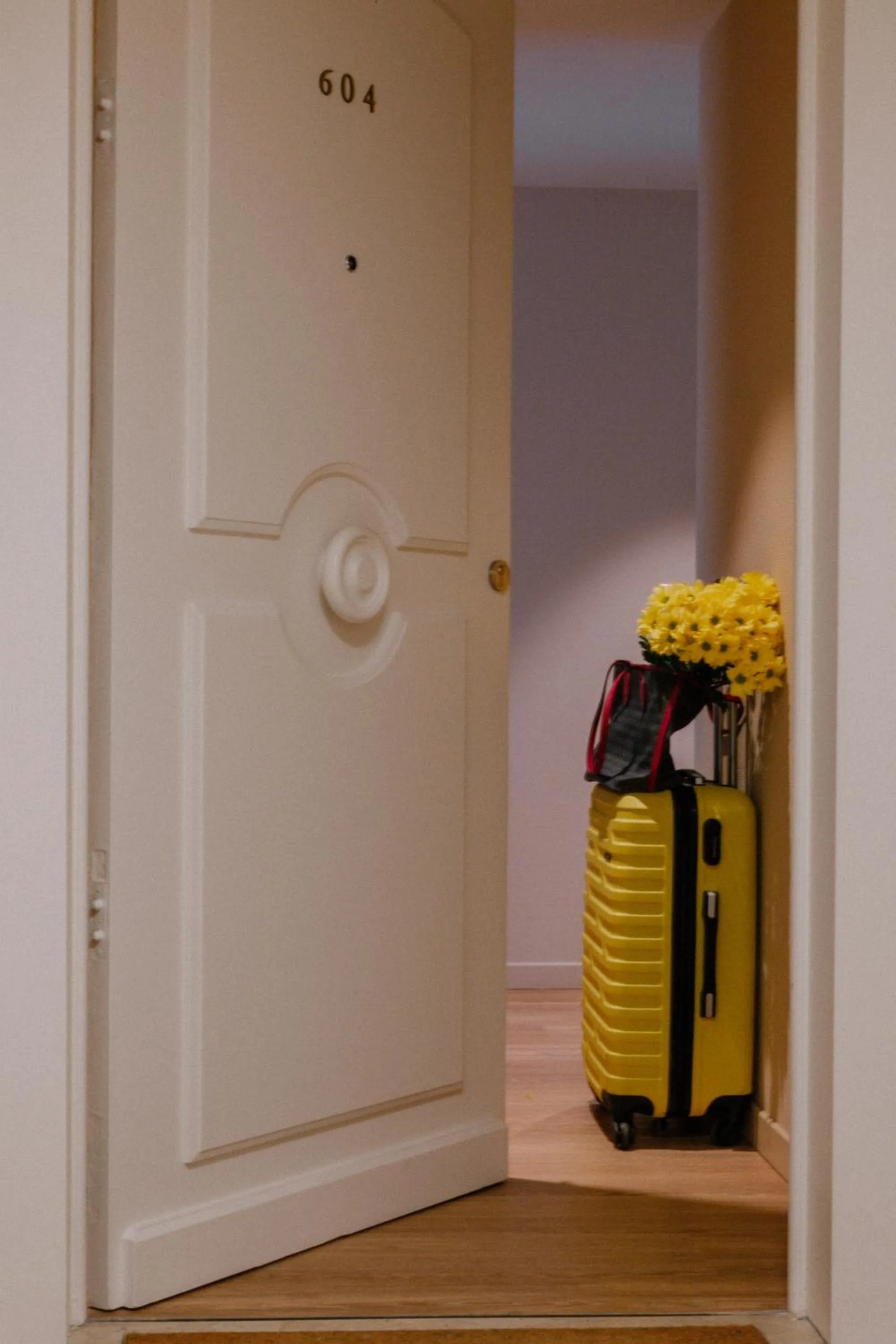 Facade/entrance in Résidence Châteauneuf