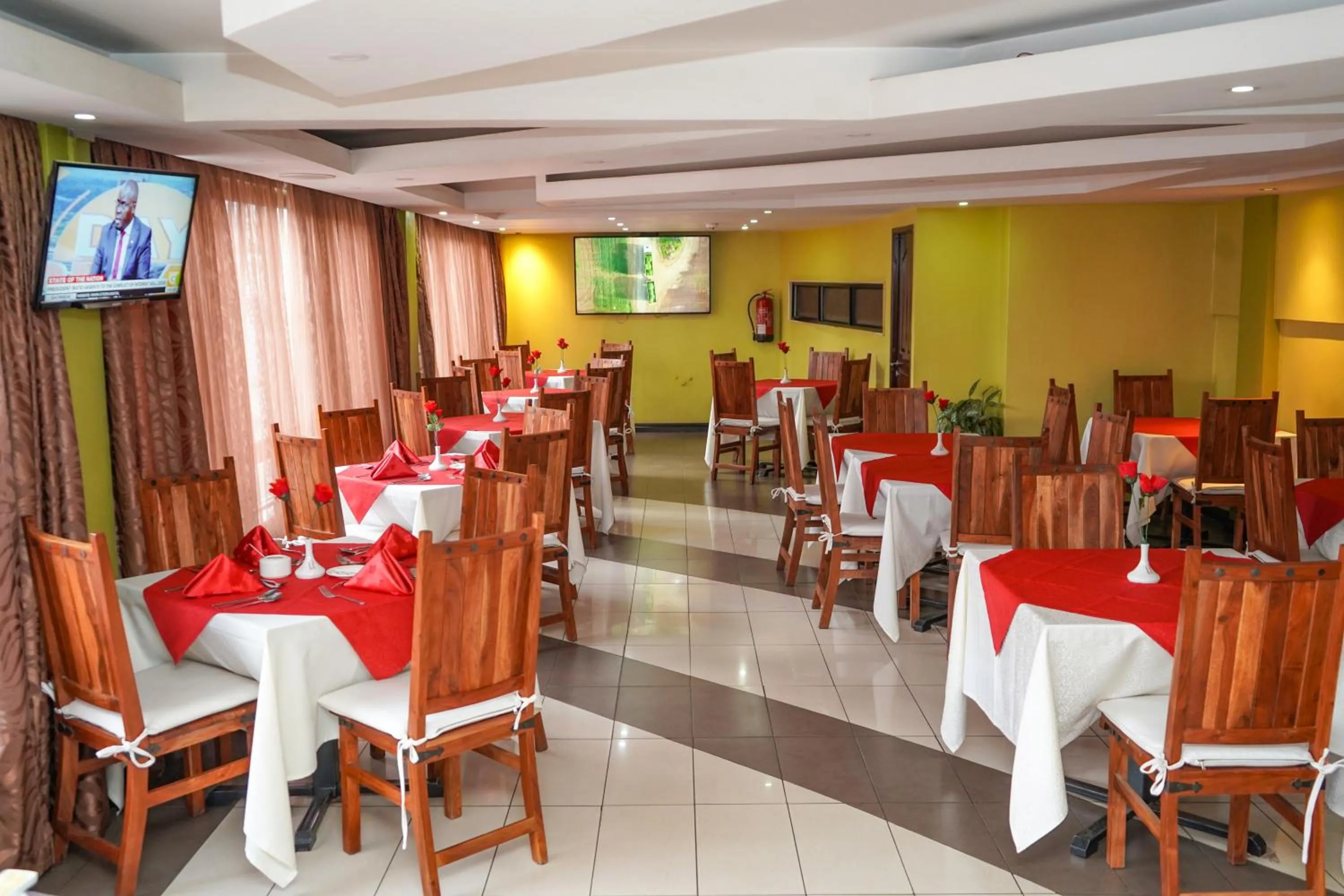 Restaurant/places to eat in Hotel Rio
