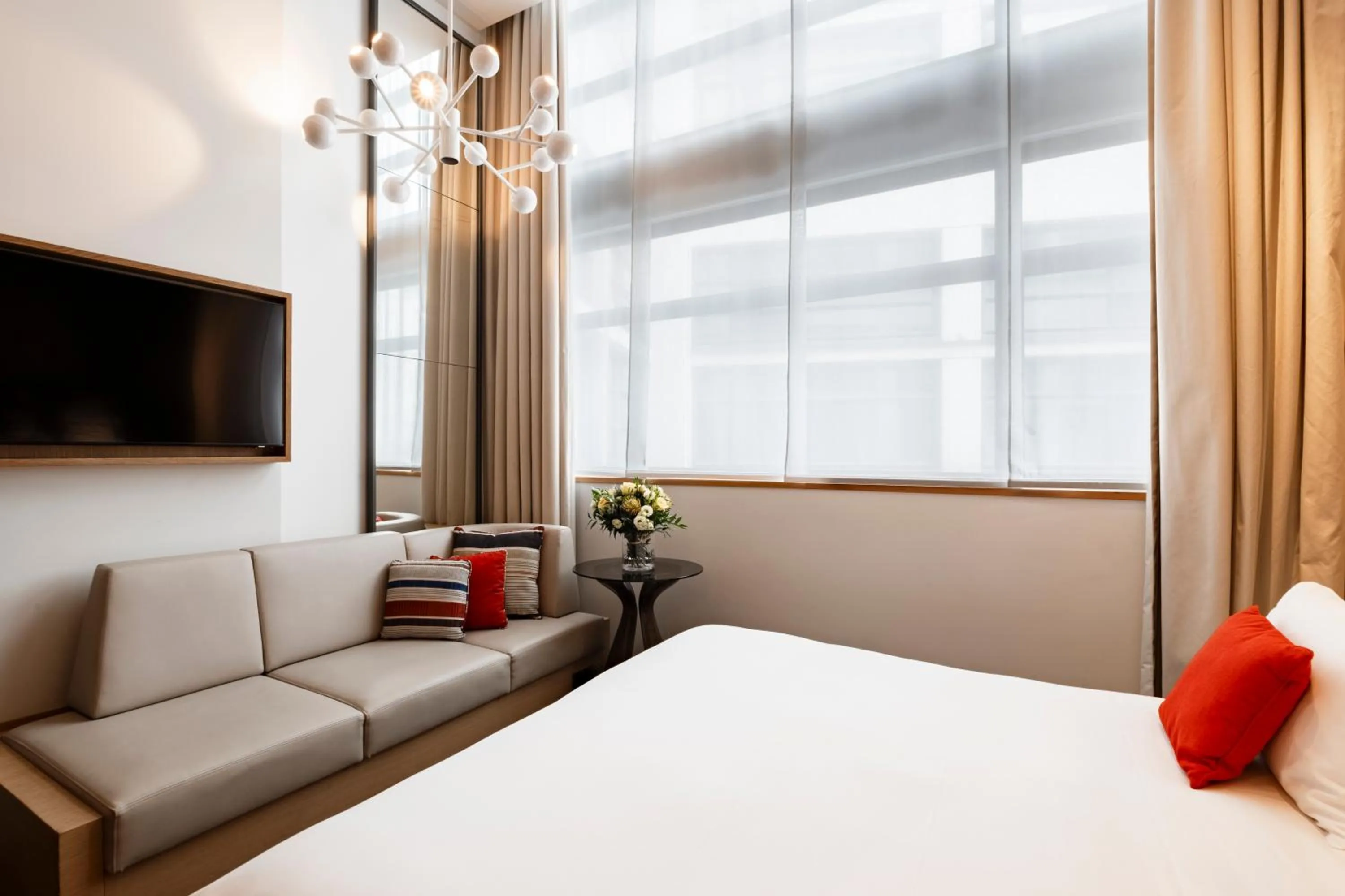 Bedroom, Bed in Le Cinq Codet