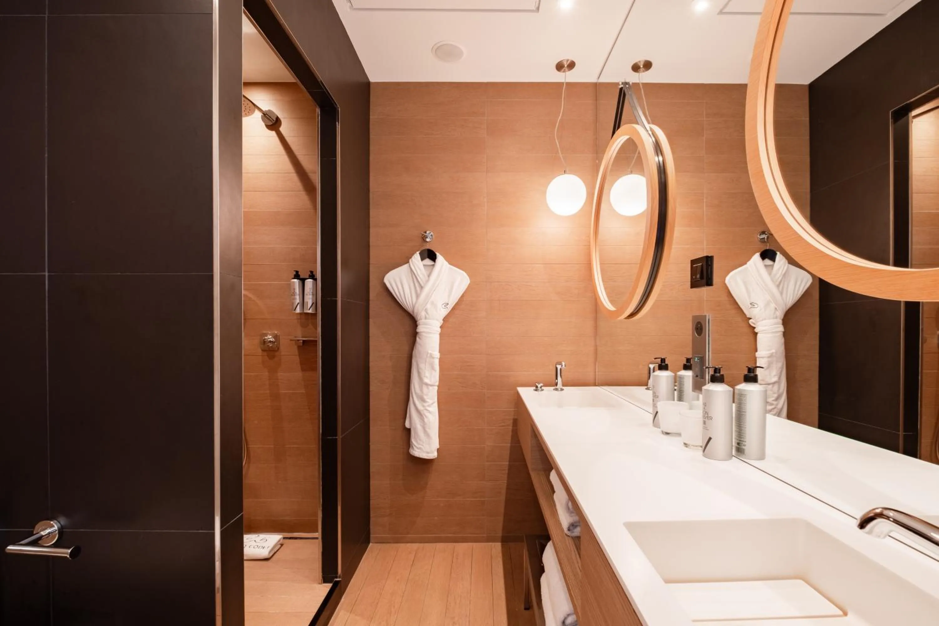 Bathroom in Le Cinq Codet