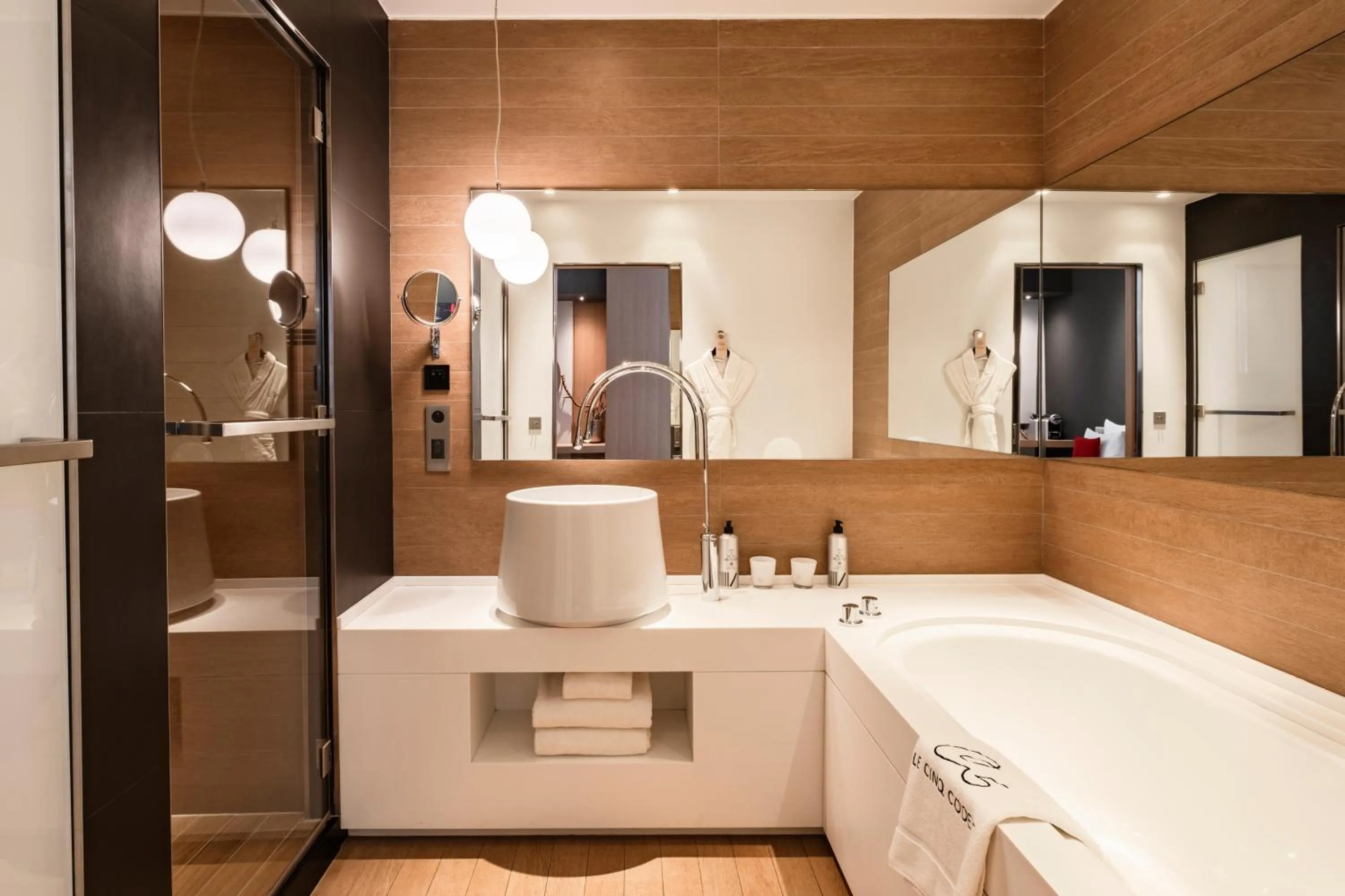 Bathroom in Le Cinq Codet