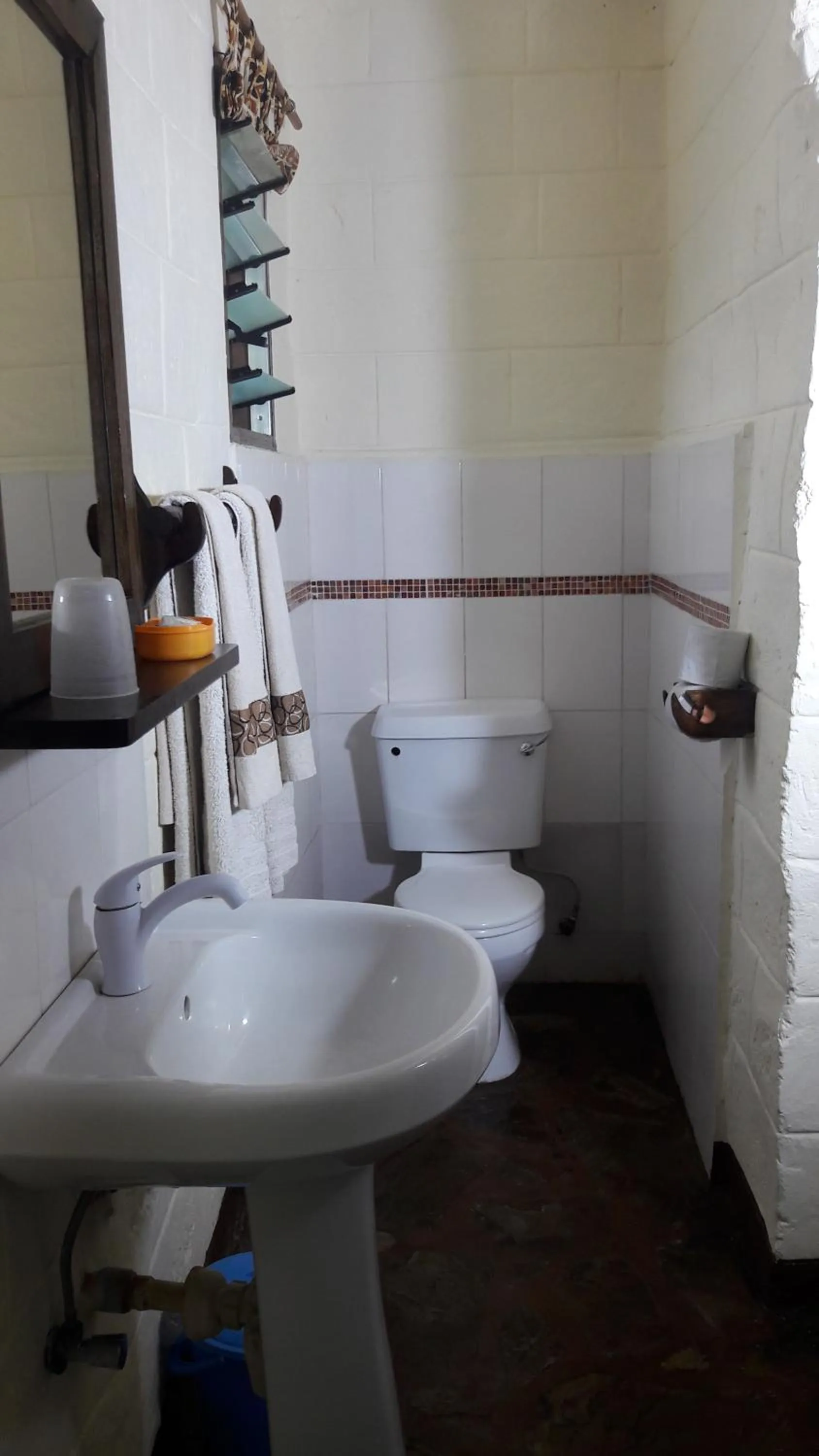 Toilet in African Dream Cottages - Diani Beach