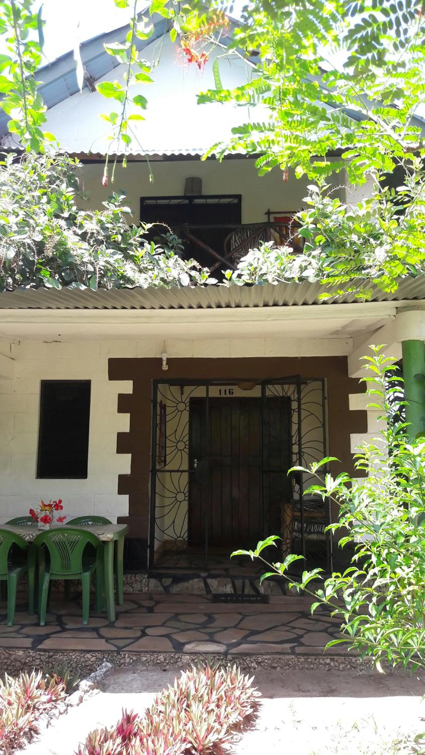 Garden in African Dream Cottages - Diani Beach