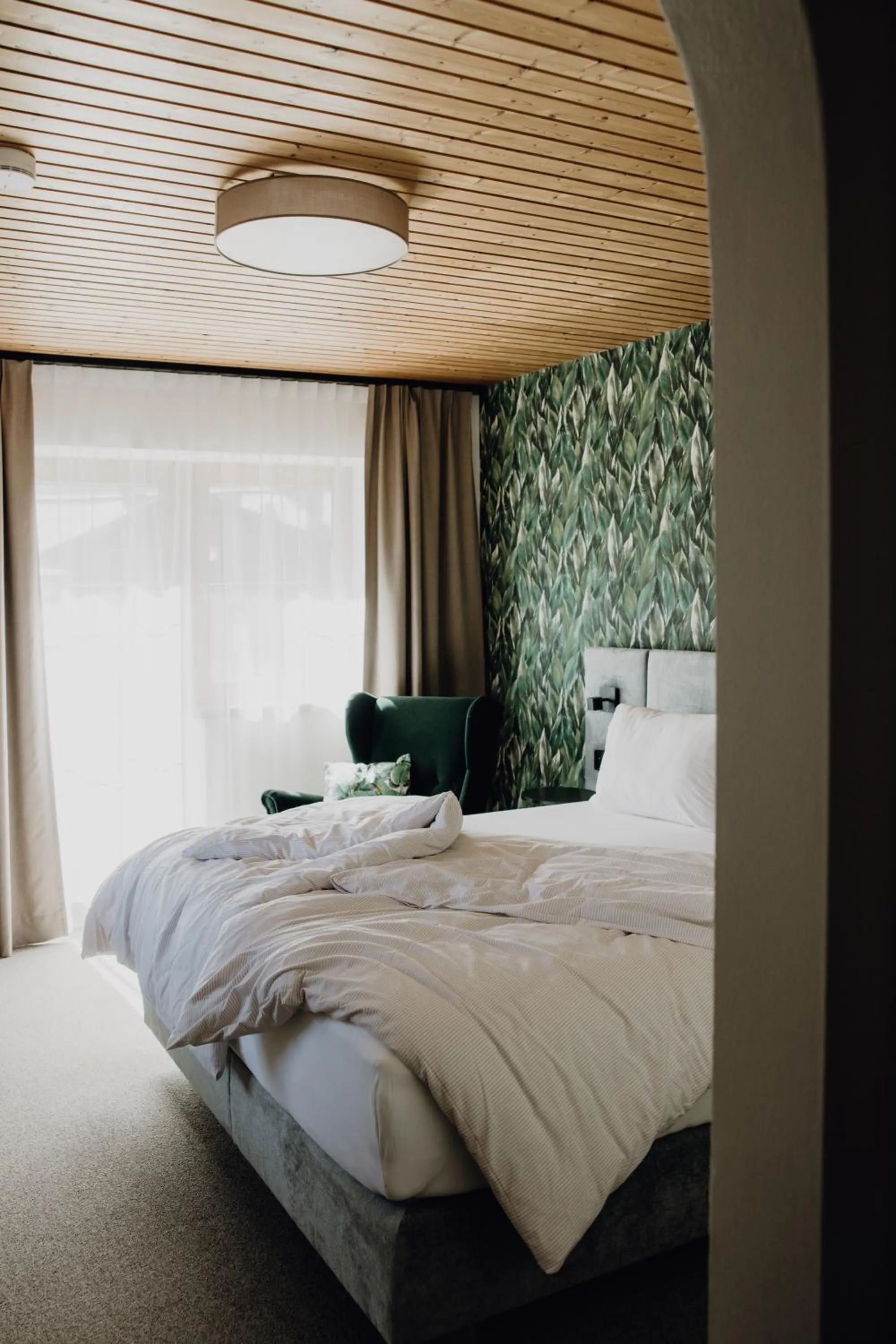 Photo of the whole room, Bed in Dorfcafe Unken Hotelpension sWirtshaus im Dorf