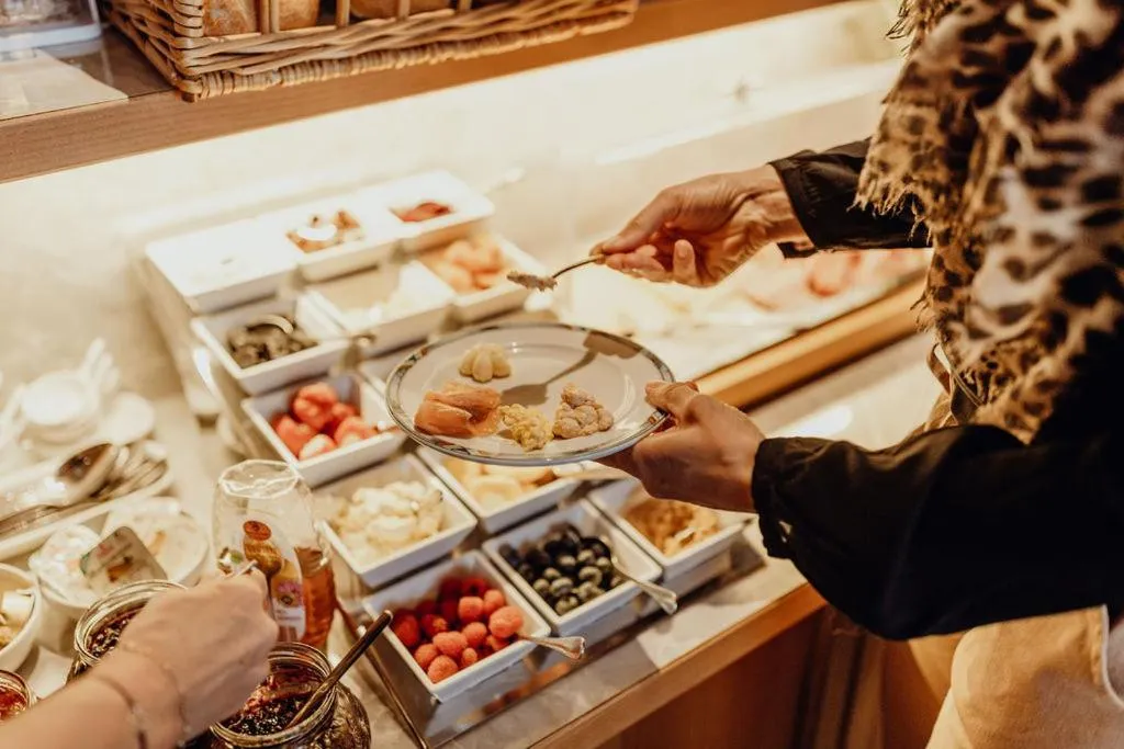 Breakfast in Dorfcafe Unken Hotelpension sWirtshaus im Dorf