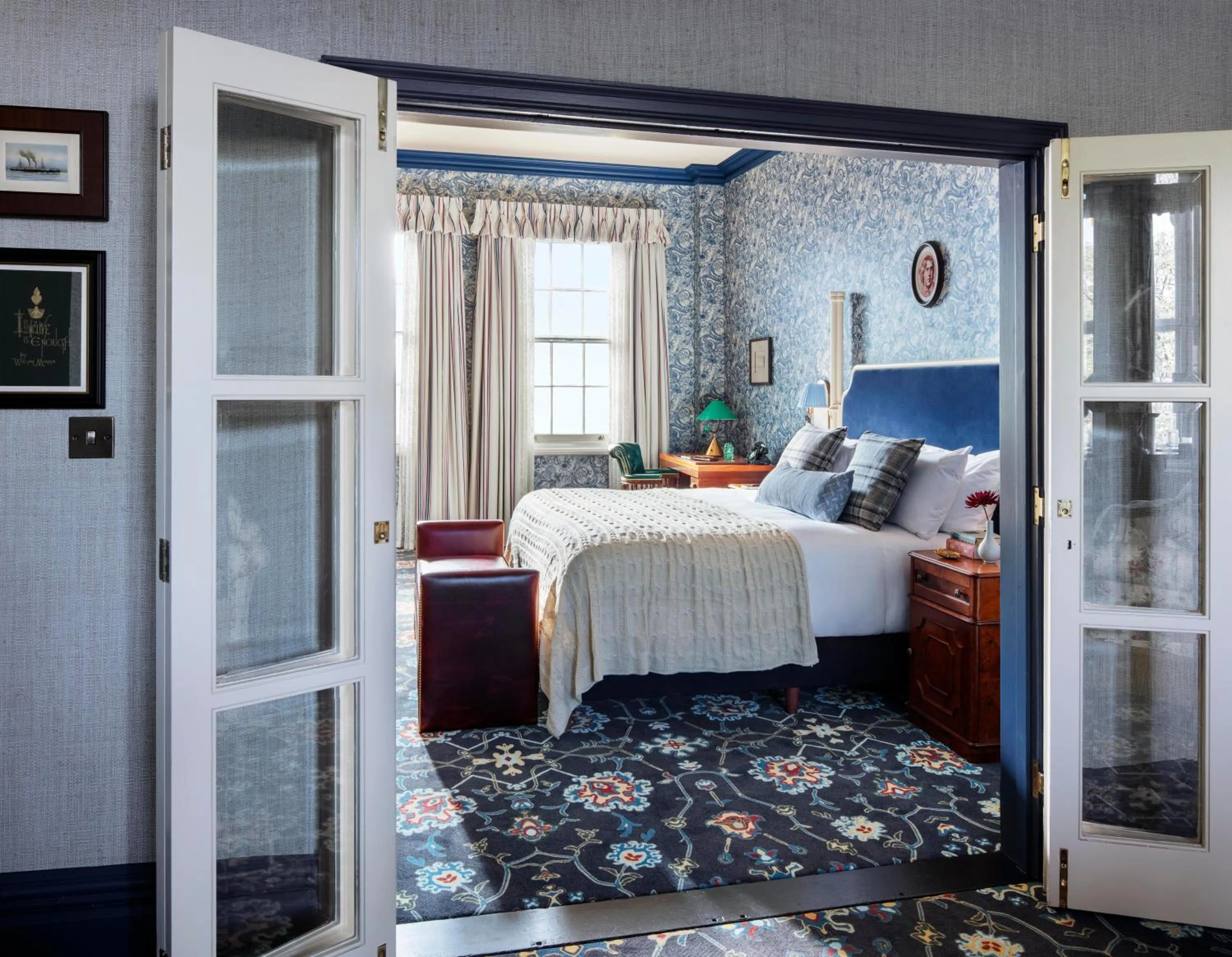 Bed in The Randolph Hotel Oxford, a Graduate by Hilton Hotel