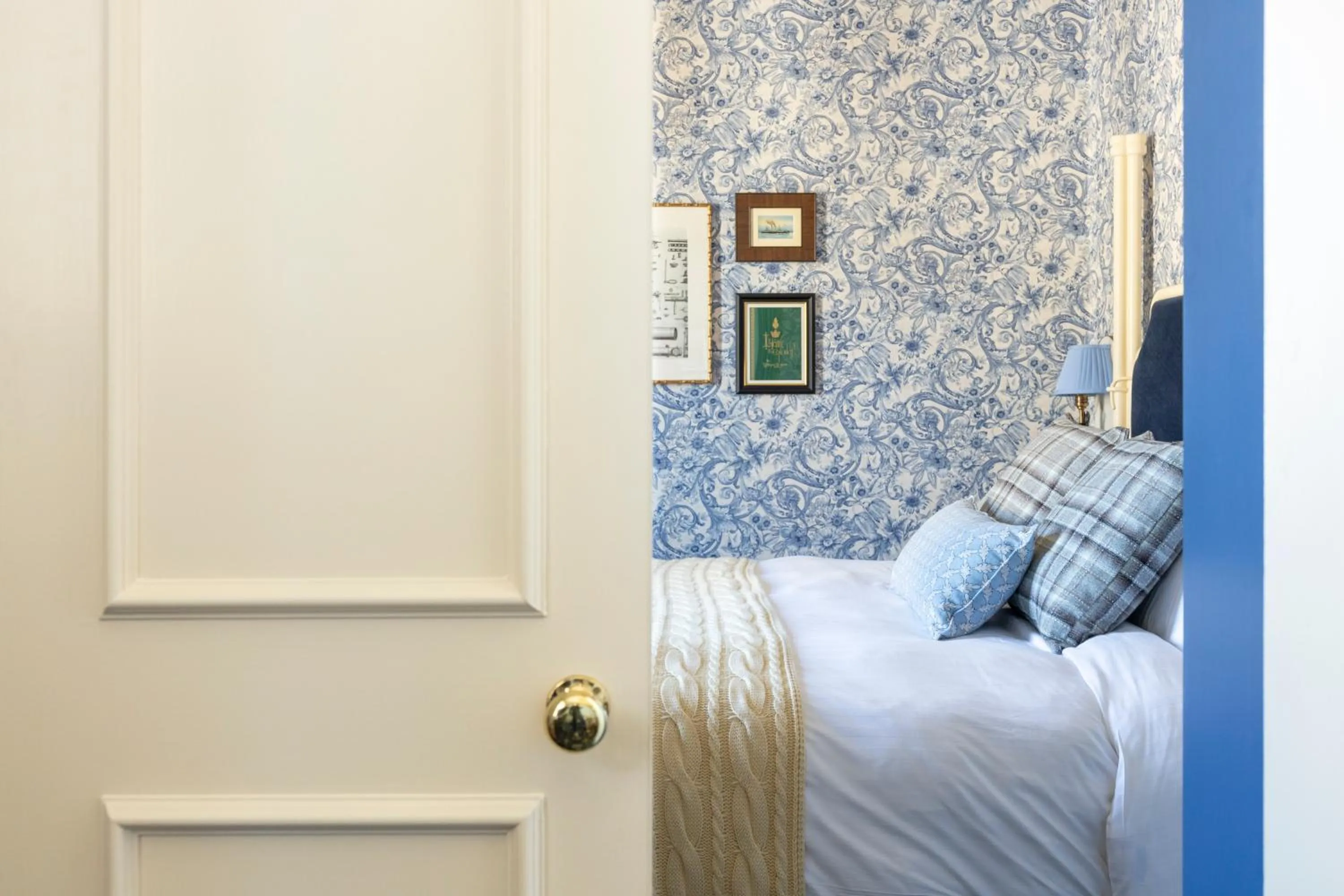 Bed in The Randolph Hotel Oxford, a Graduate by Hilton Hotel