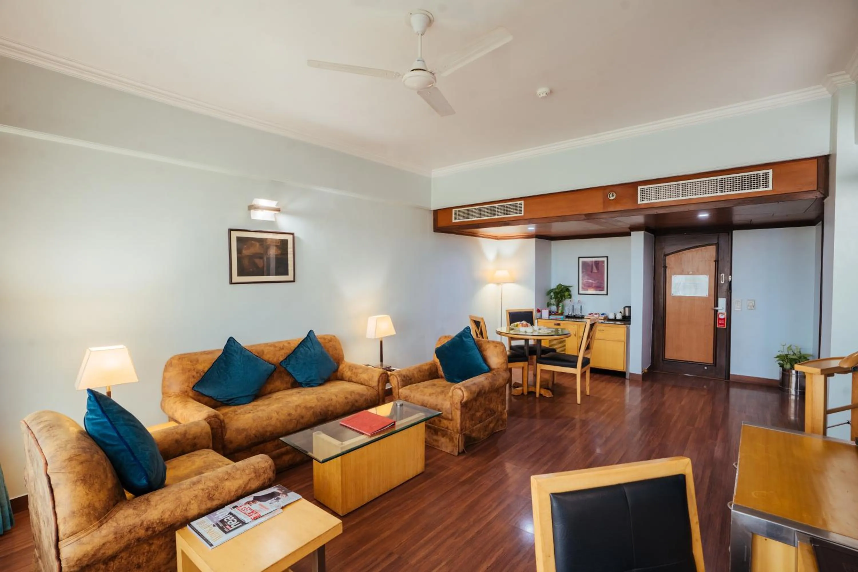 Living room in The Piccadily