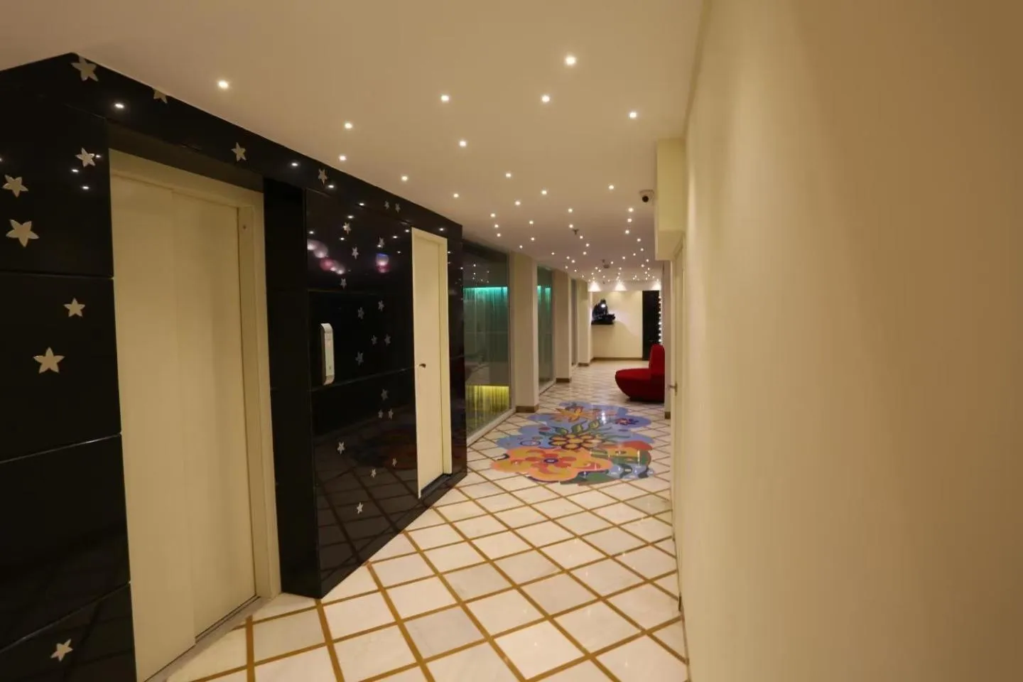 elevator in I Love Bell Bottoms Vagator Goa