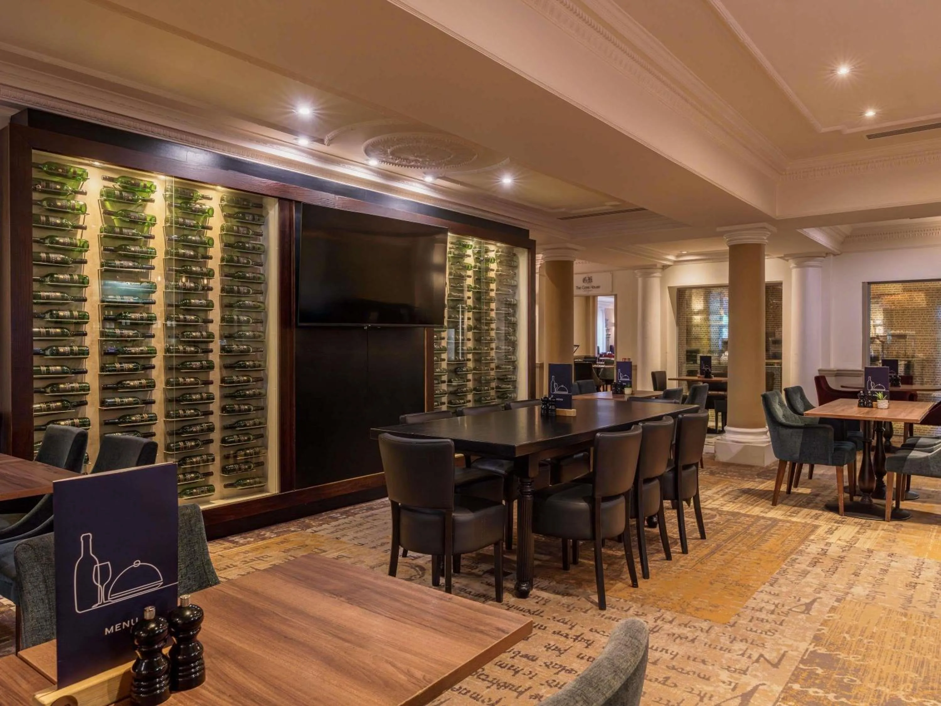 Lounge or bar in Mercure Exeter Southgate Hotel
