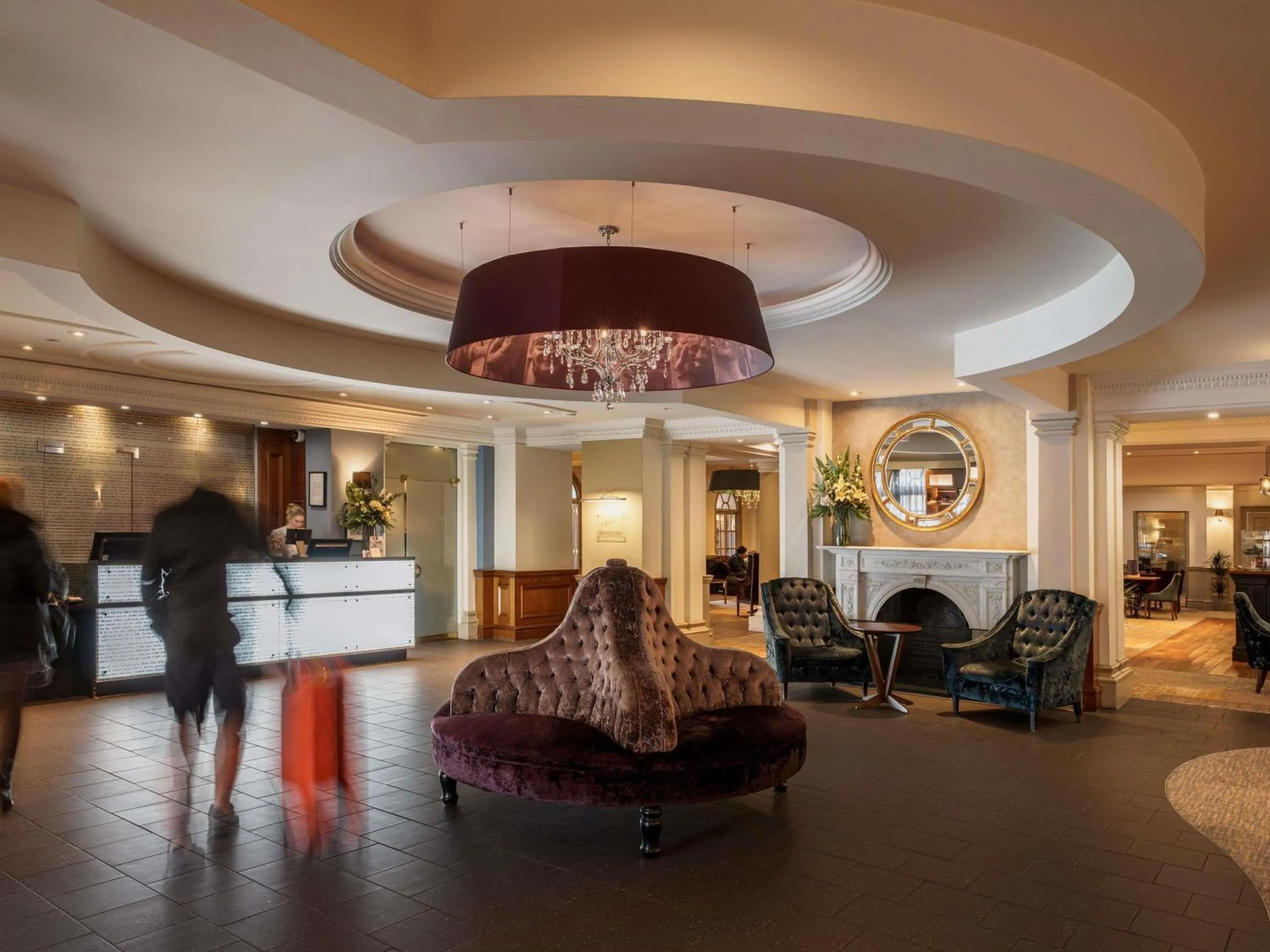 Property building in Mercure Exeter Southgate Hotel