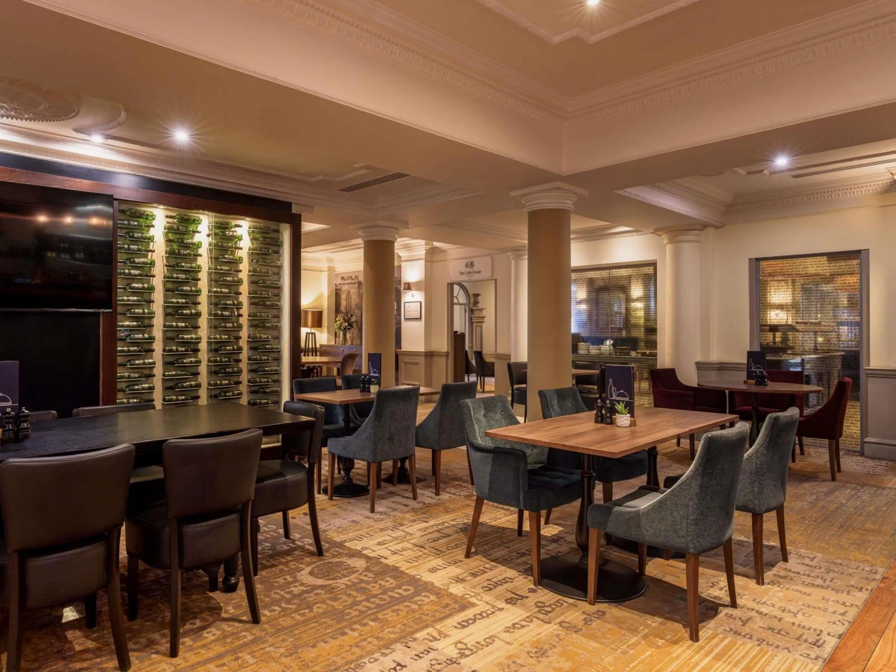 Property building in Mercure Exeter Southgate Hotel