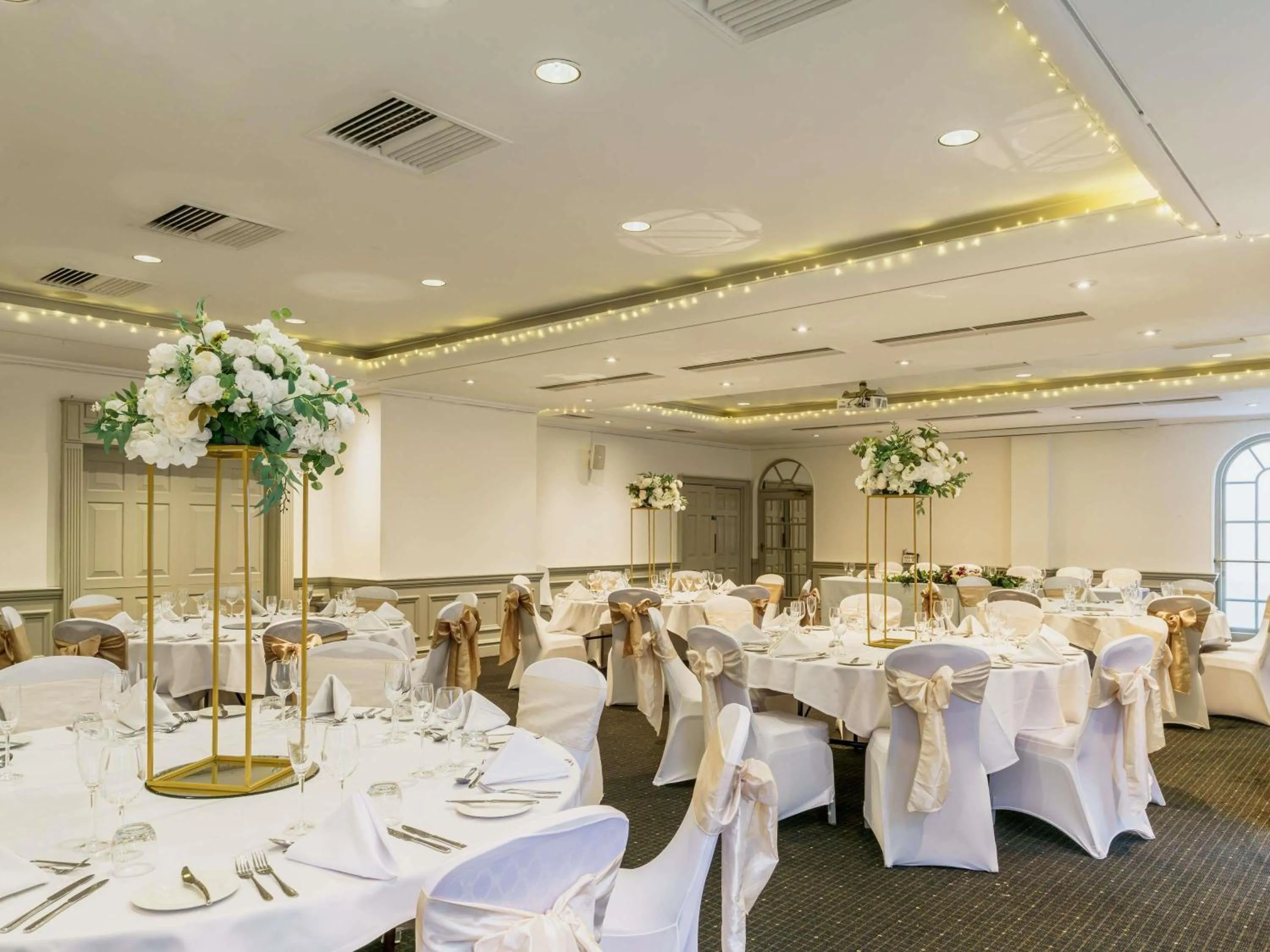 Meeting/conference room in Mercure Exeter Southgate Hotel