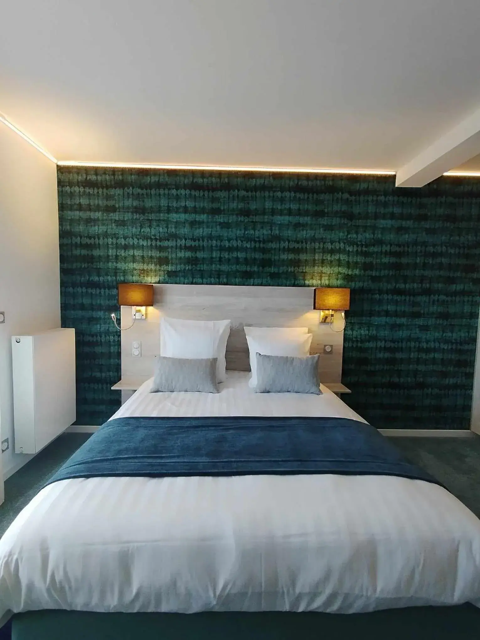 Comfort Room with Sea View in Hôtel Le Manoir du Roselier Comfort Room with Sea View in Hôtel Le Manoir du Roselier