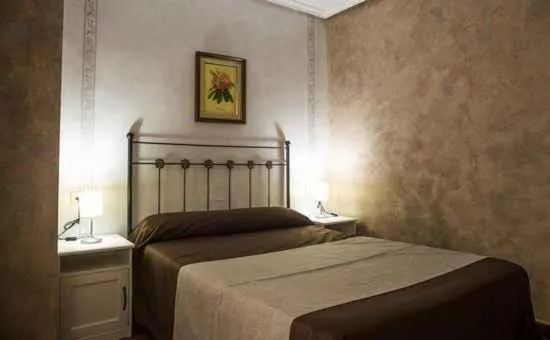 Bed in Café Bar Hotel Jefi