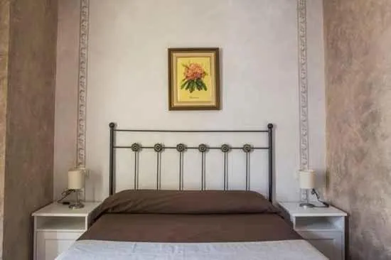 Bed in Café Bar Hotel Jefi