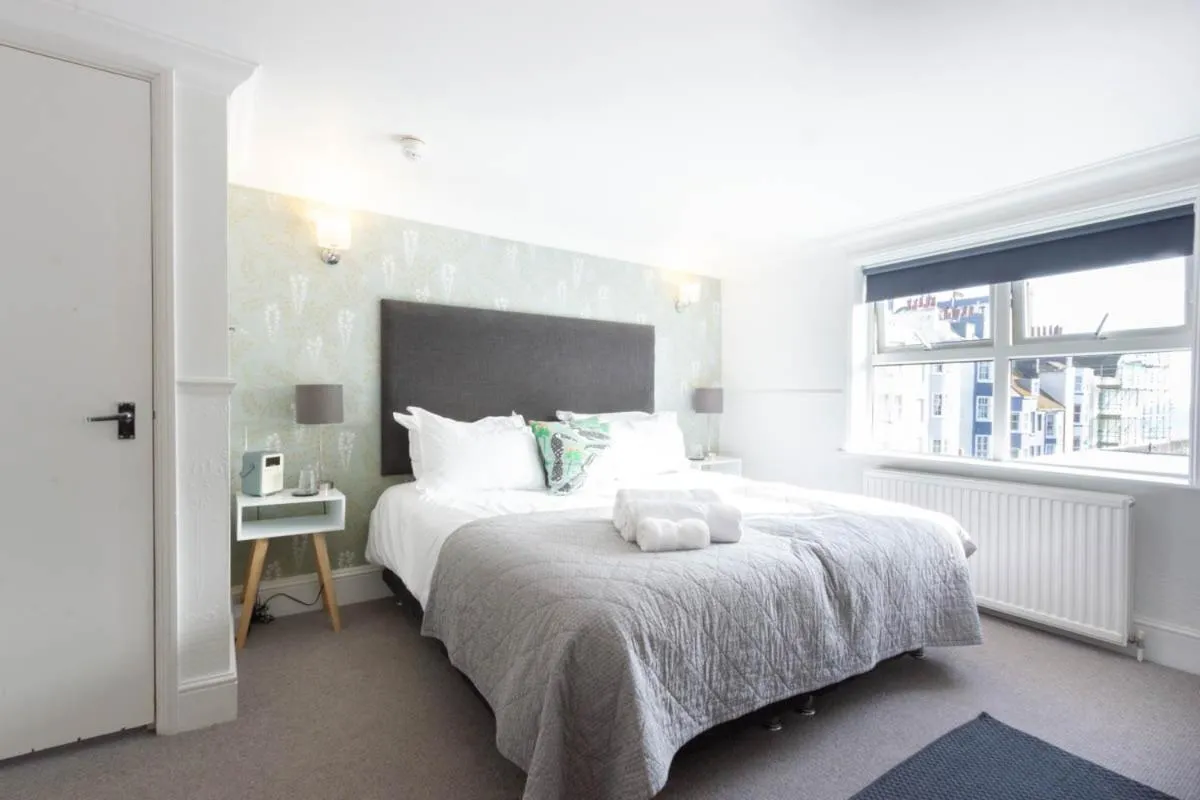 Photo of the whole room, Bed in The White House