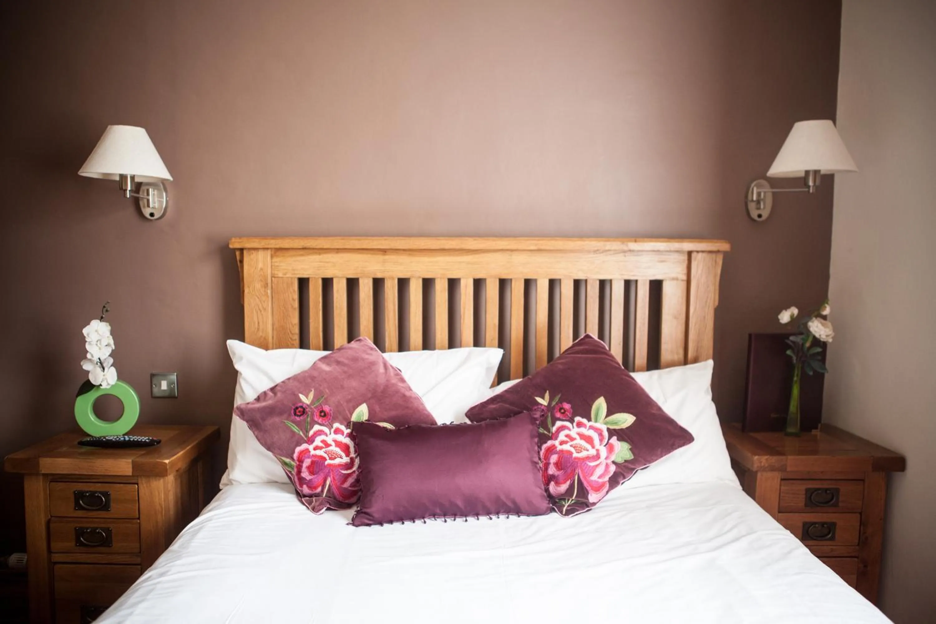 Bedroom, Bed in Old Hall House, NEC