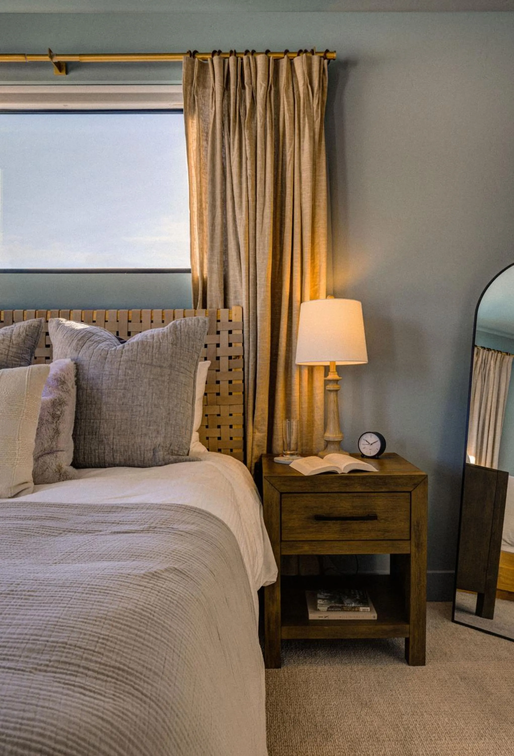 Bedroom, Bed in Aspects Big Sky