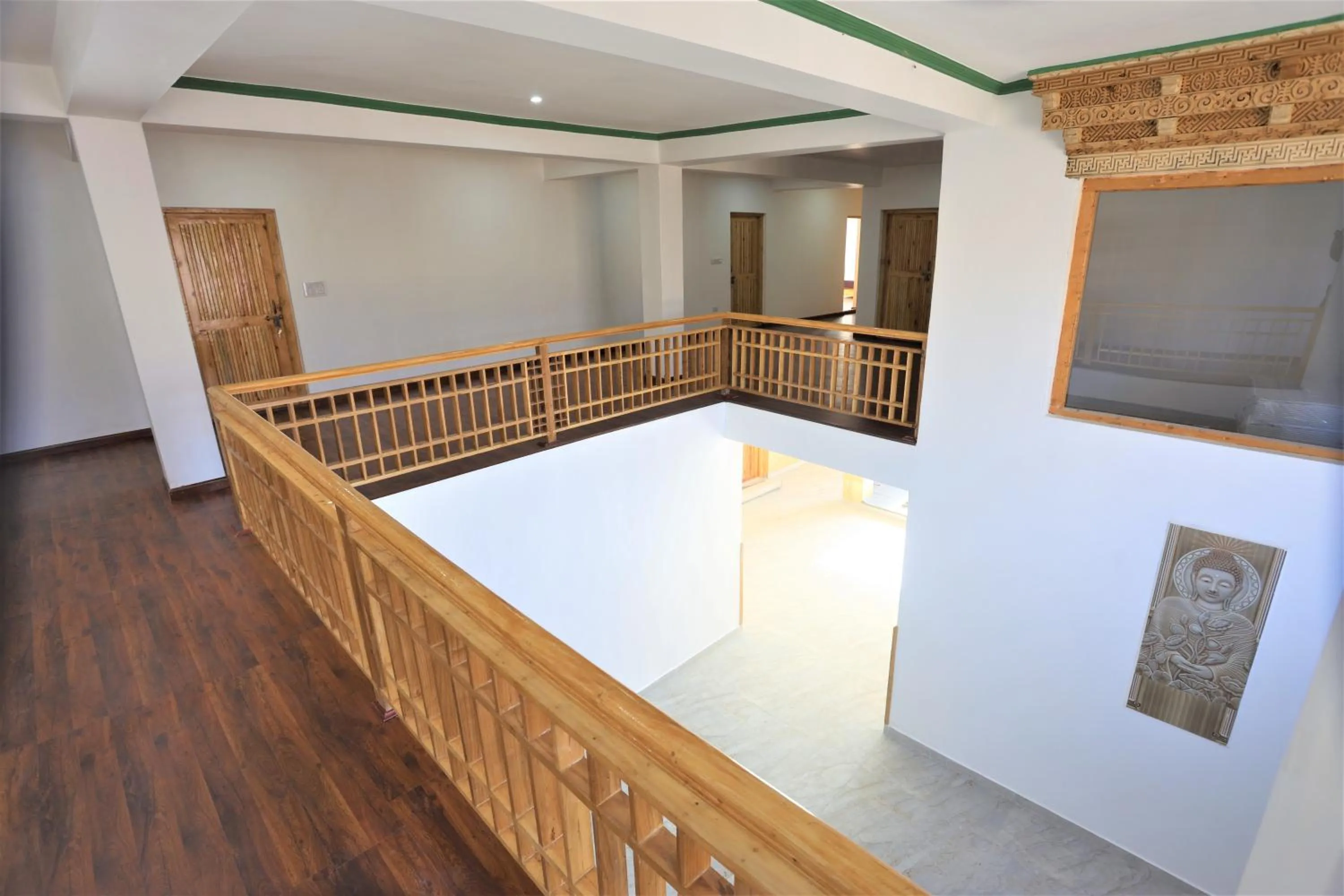 Facade/entrance in Paradise Shey