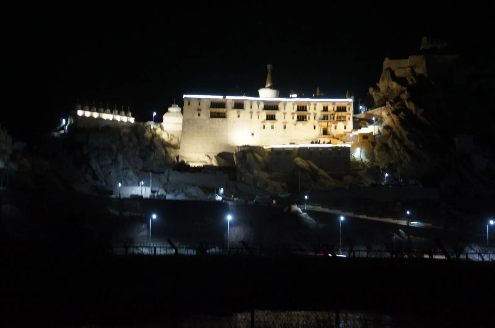 Night in Paradise Shey