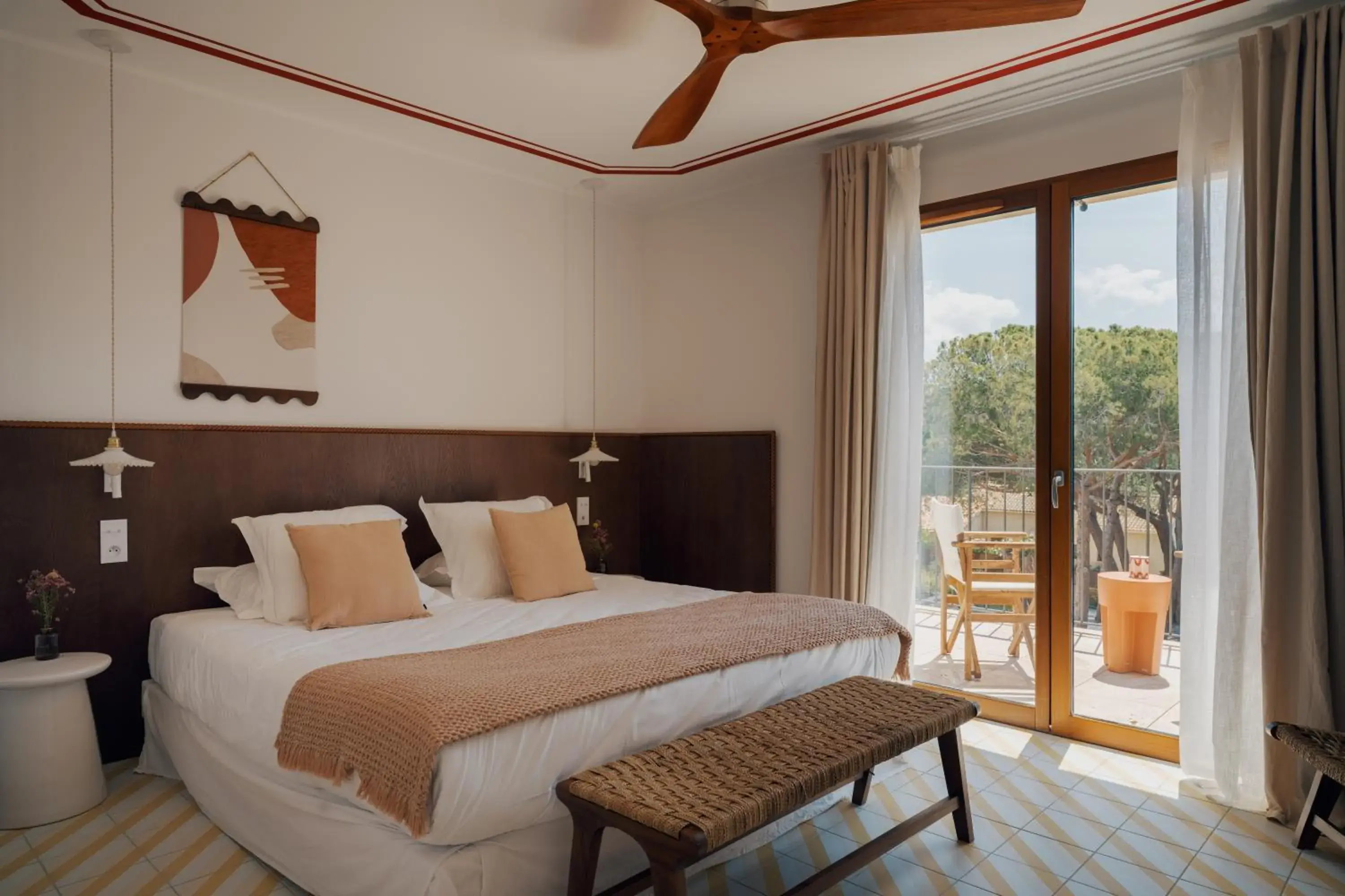 Comfort Double or Twin Room in Boutique Hôtel Responsable et Restaurant Basgi Basgi Comfort Double or Twin Room in Boutique Hôtel Responsable et Restaurant Basgi Basgi