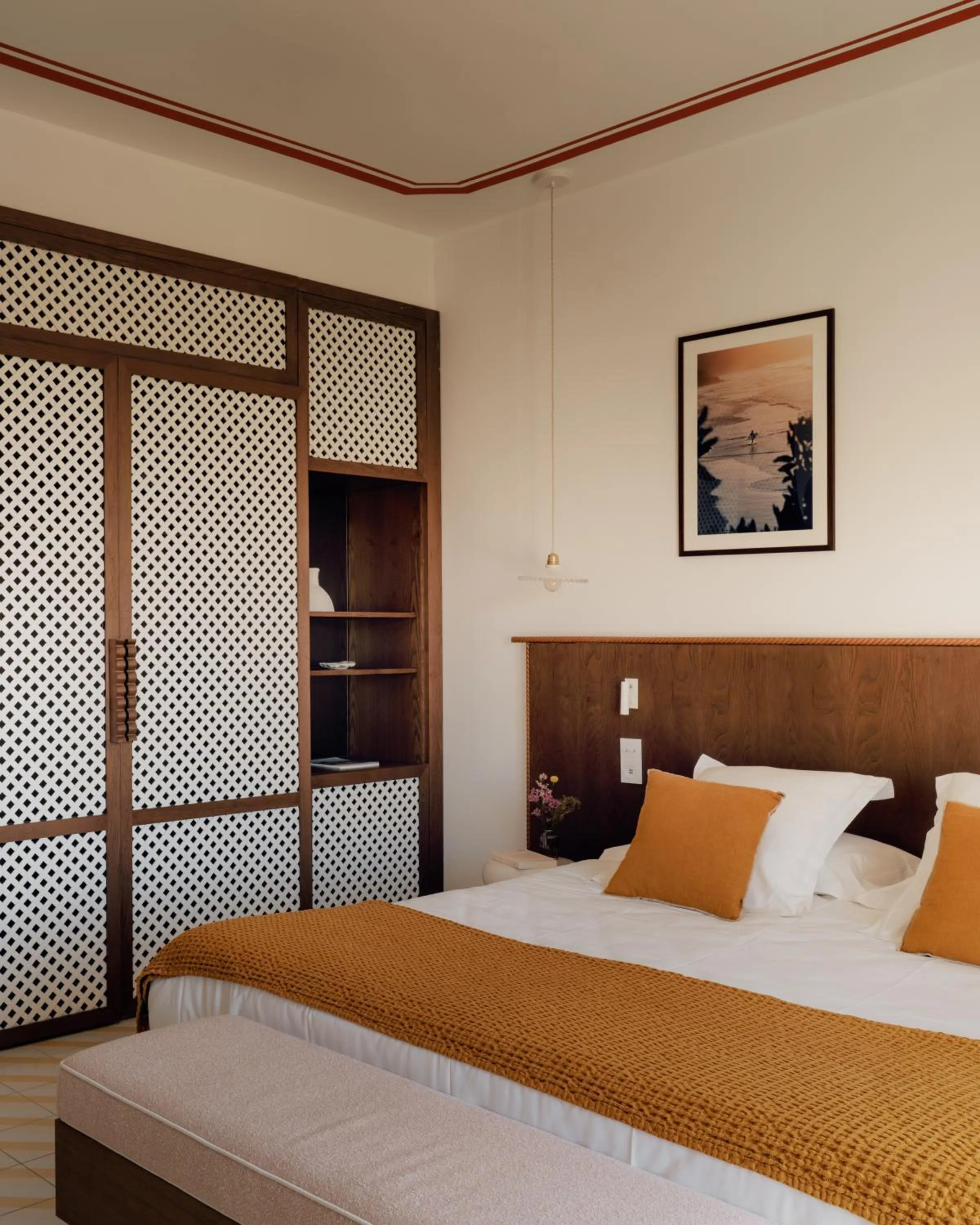 wardrobe, Bed in Boutique Hôtel Responsable et Restaurant Basgi Basgi