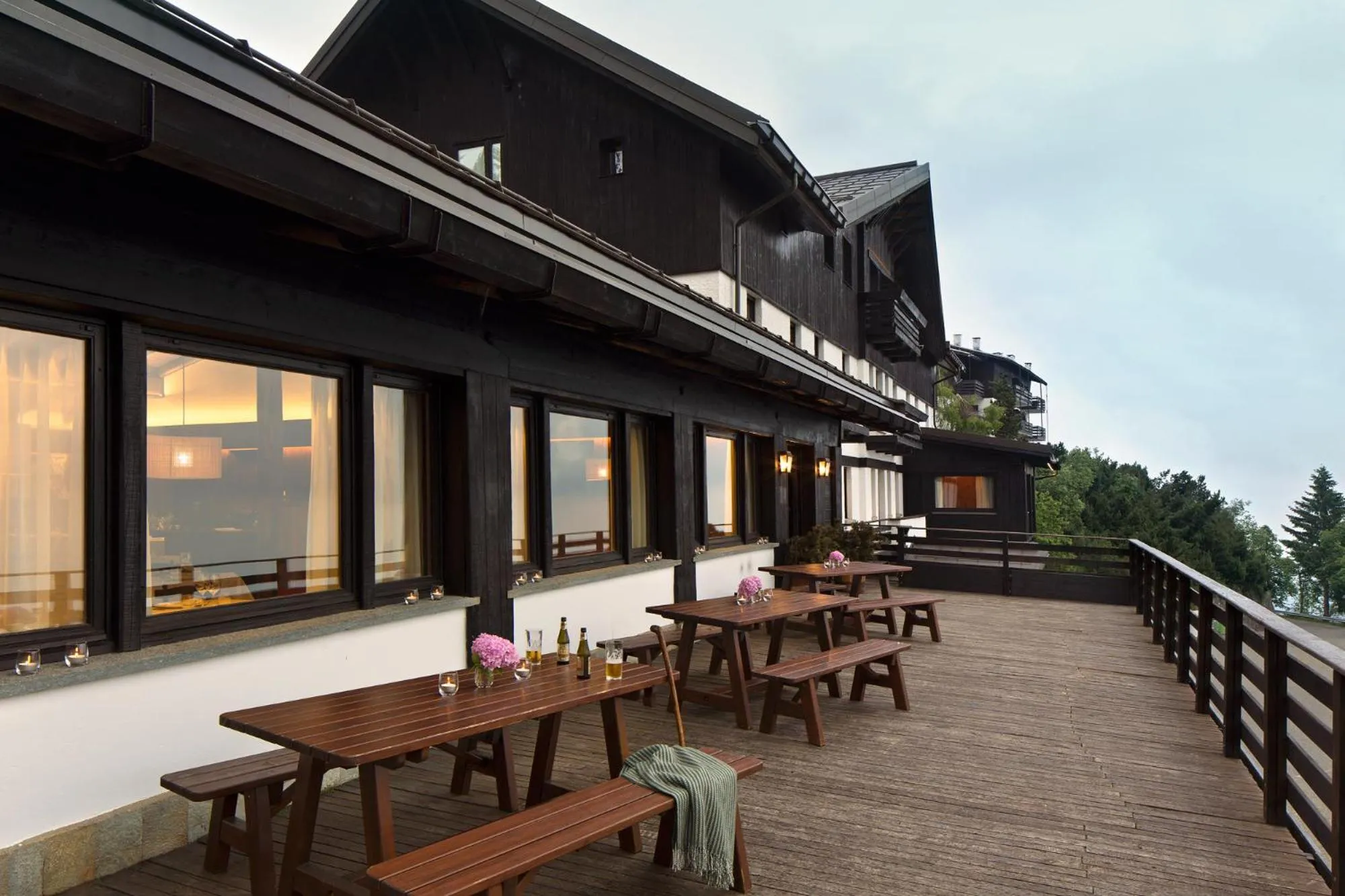 Facade/entrance in Albergo Ristorante Bucaneve