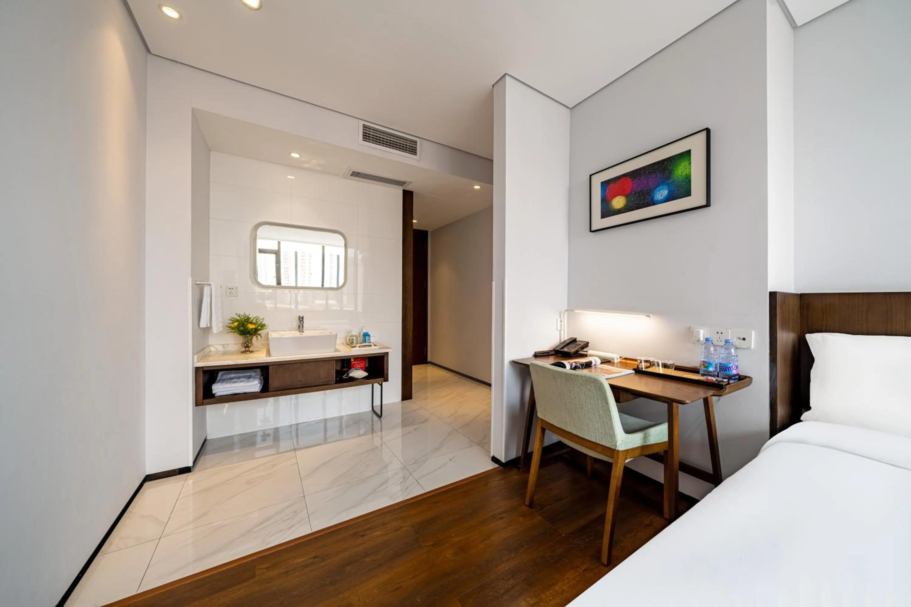 Bed in Wuyu Hotel - Chongqing Jiangbei Airport & Light Rail