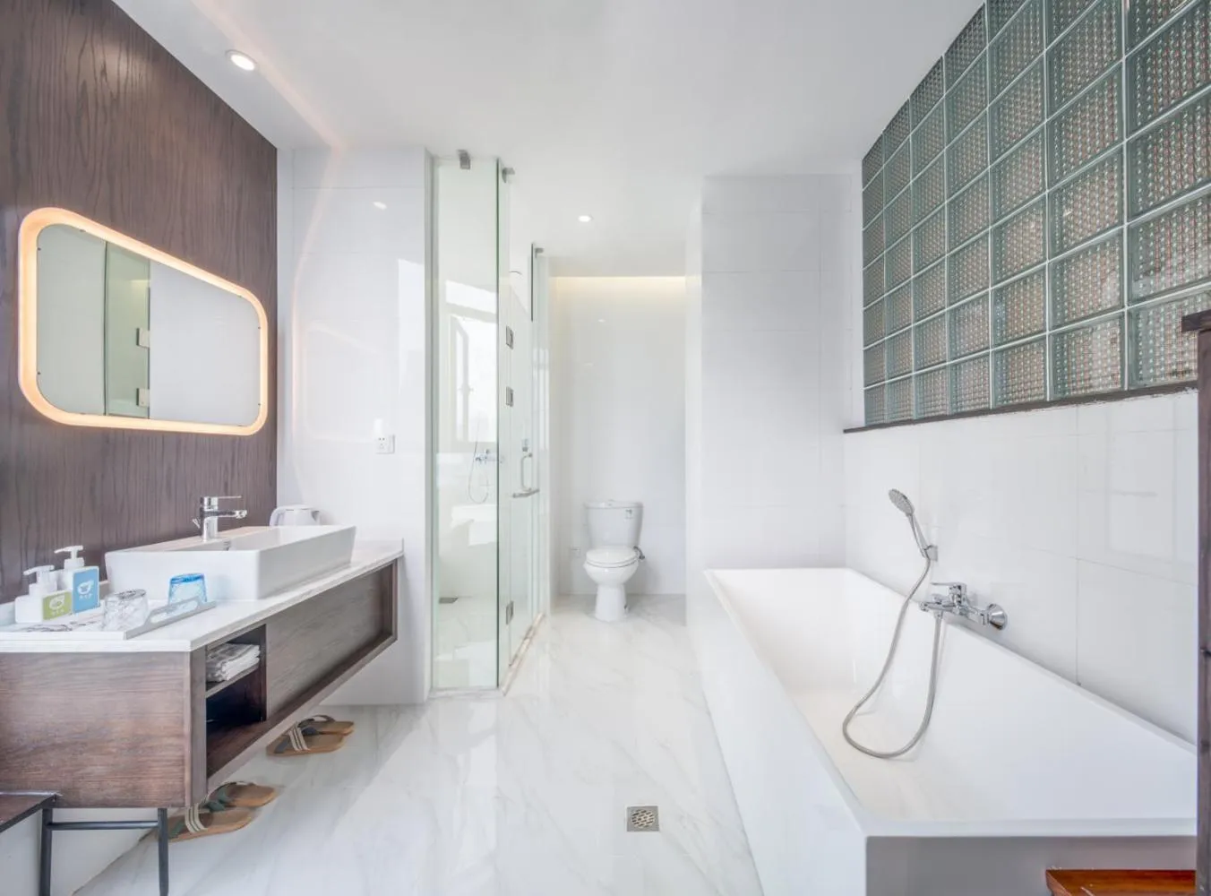 Bathroom in Wuyu Hotel - Chongqing Jiangbei Airport & Light Rail