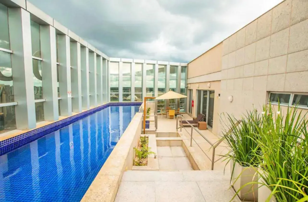  in Hotel Vision Executive Flat Particular