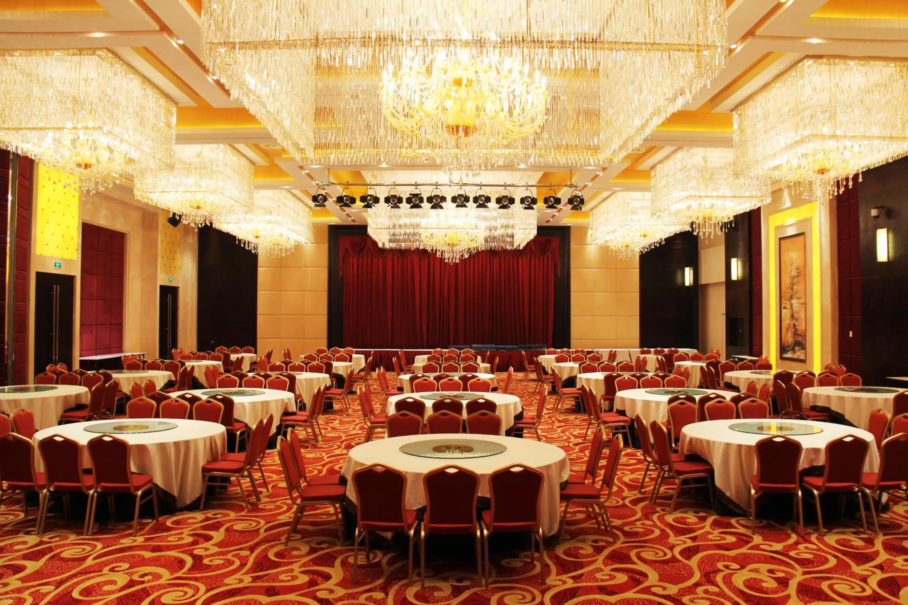 Restaurant/places to eat in Ramada Plaza Weifang