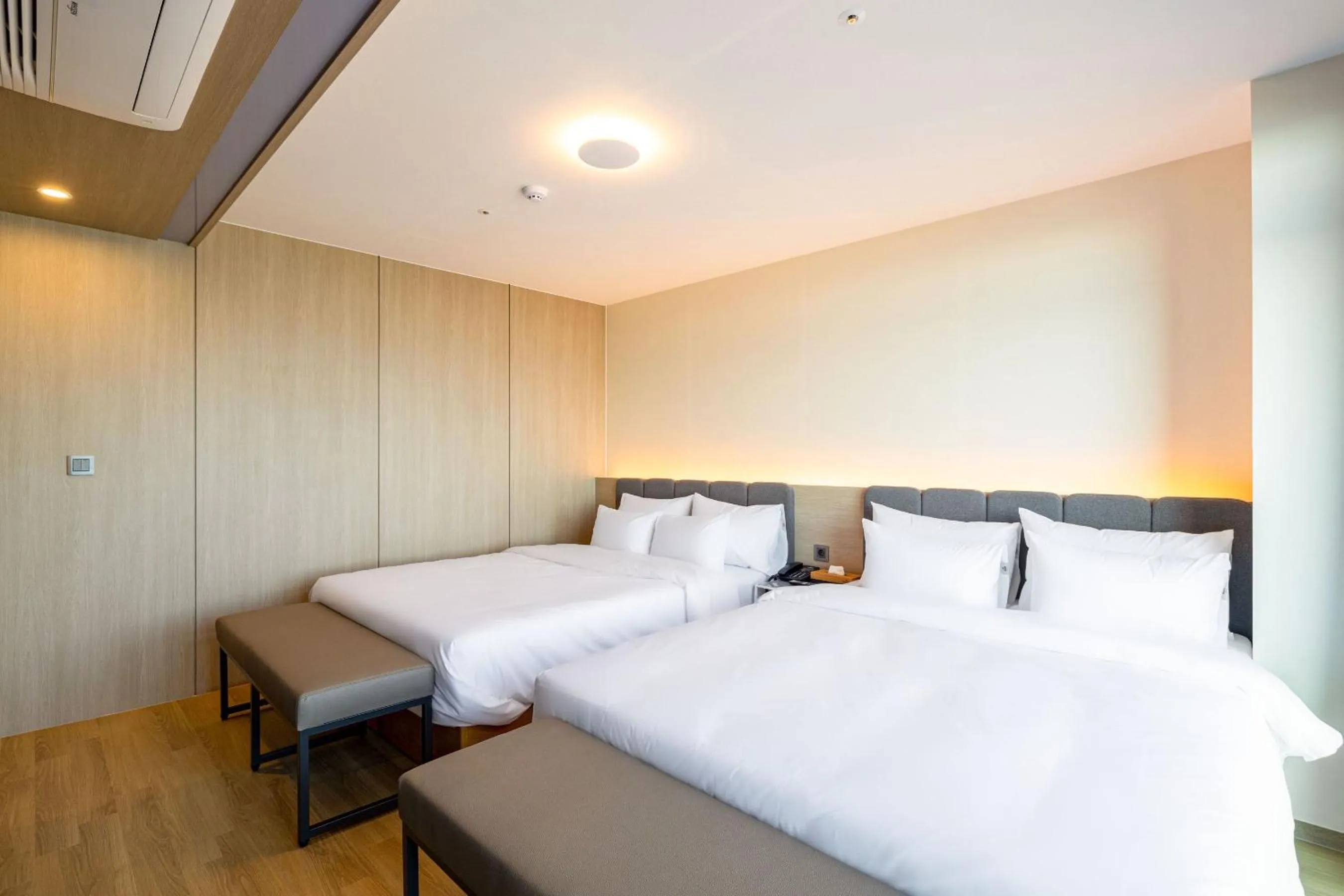 Bed in Hound Hotel Ulsan
