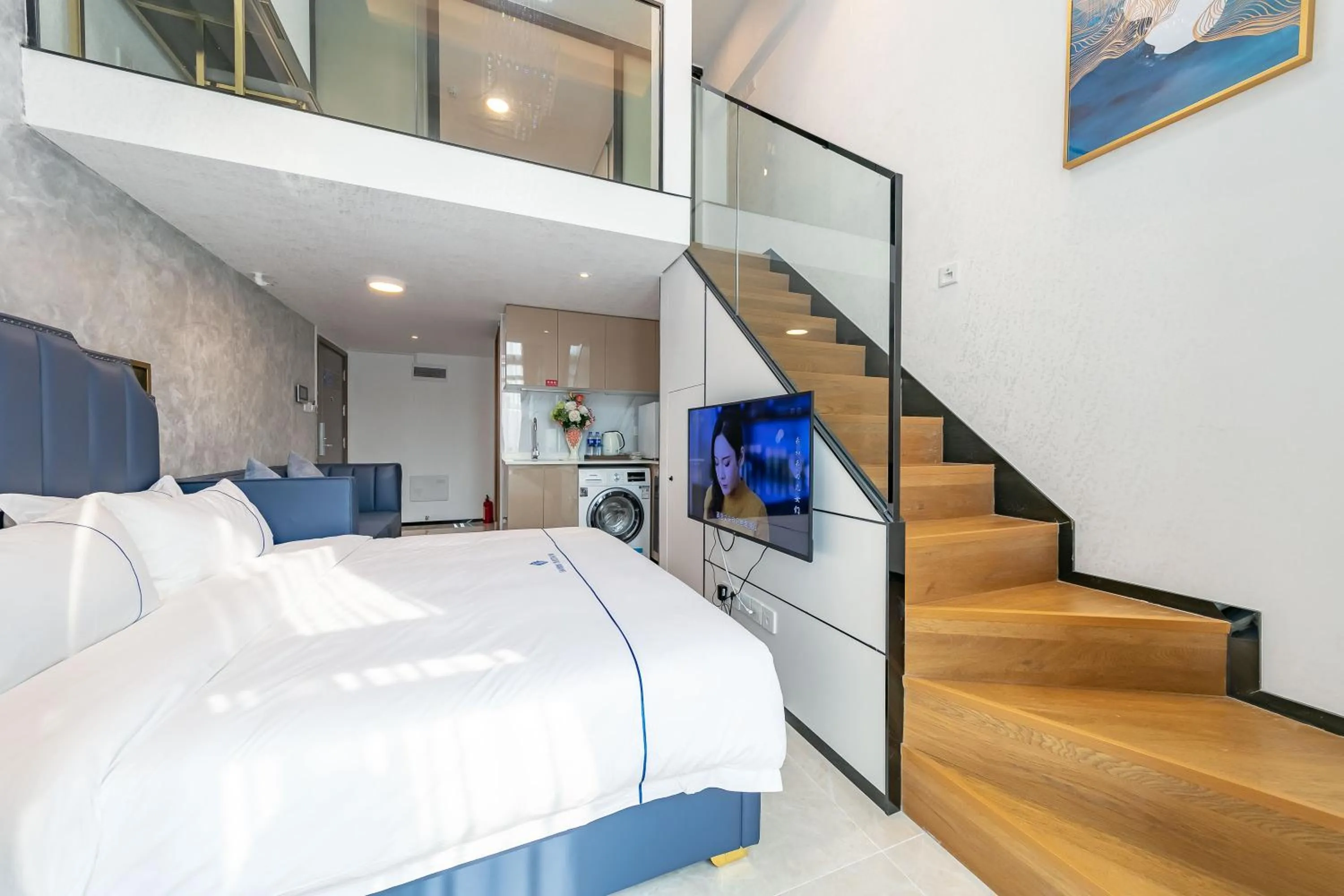 Bedroom, Bed in Gepai Executive Apartment - Shenzhen Futian Convention and Exhibition Center