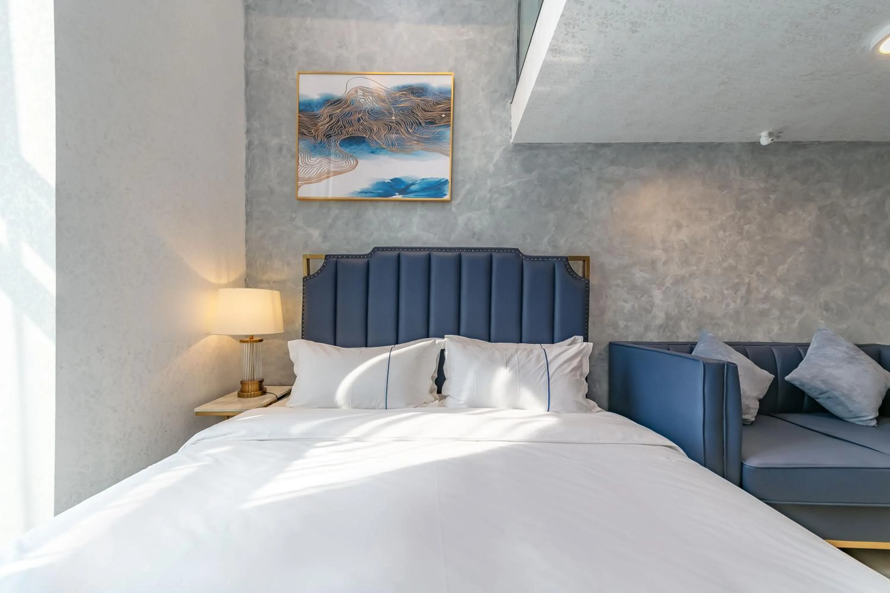 Bedroom, Bed in Gepai Executive Apartment - Shenzhen Futian Convention and Exhibition Center