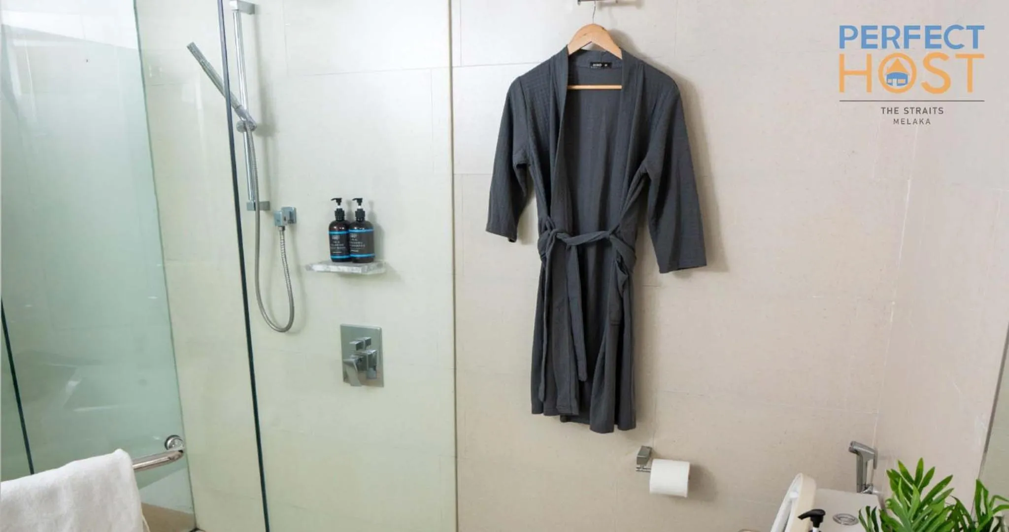 Shower in The Straits Melaka by Perfect Host