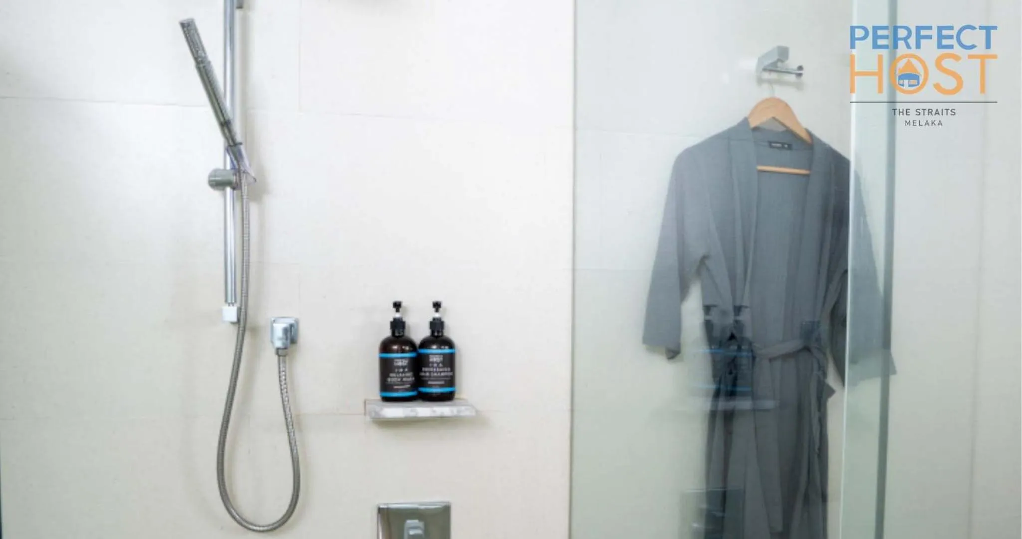 Shower in The Straits Melaka by Perfect Host