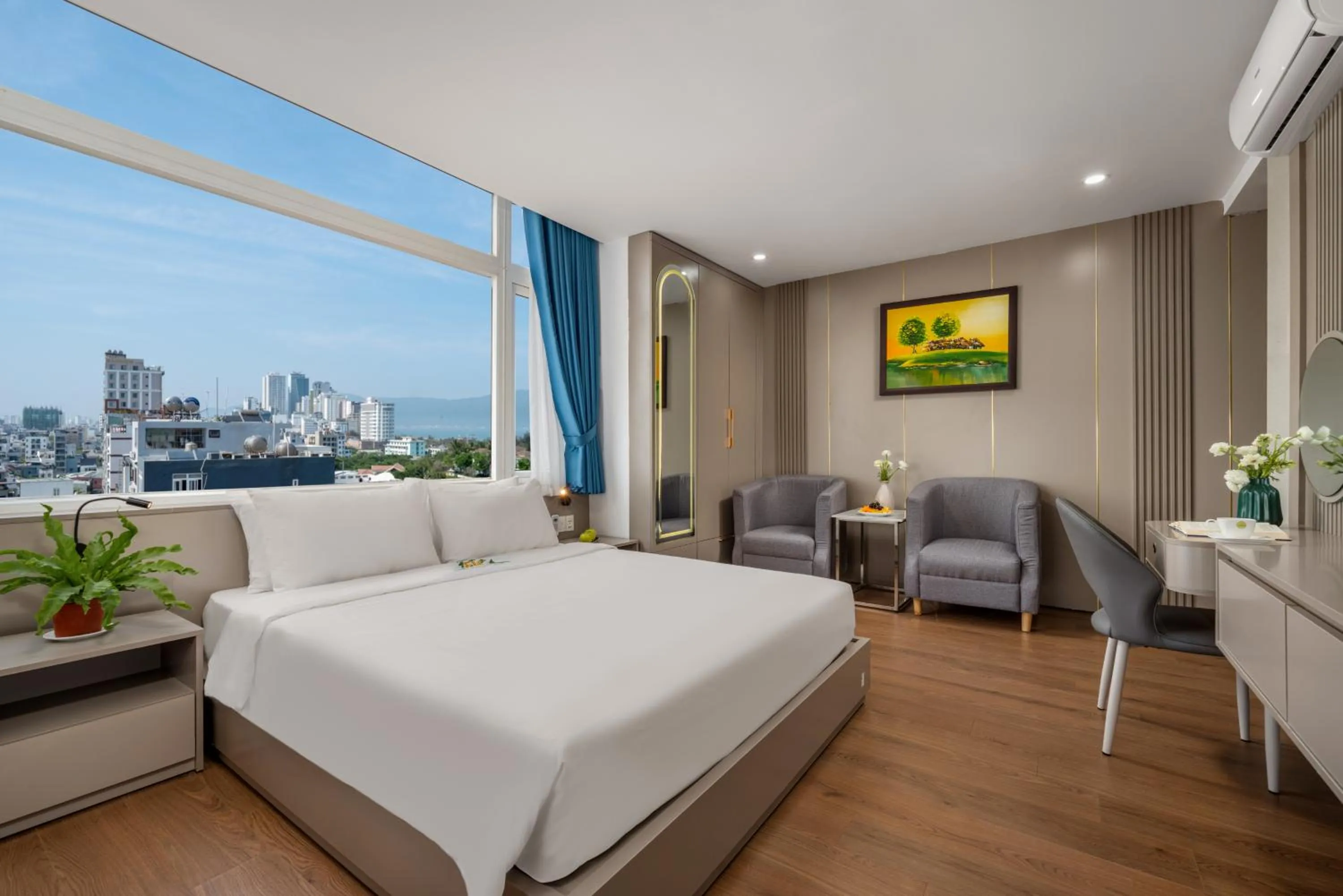 Bedroom, Bed in Fansipan Da Nang Hotel