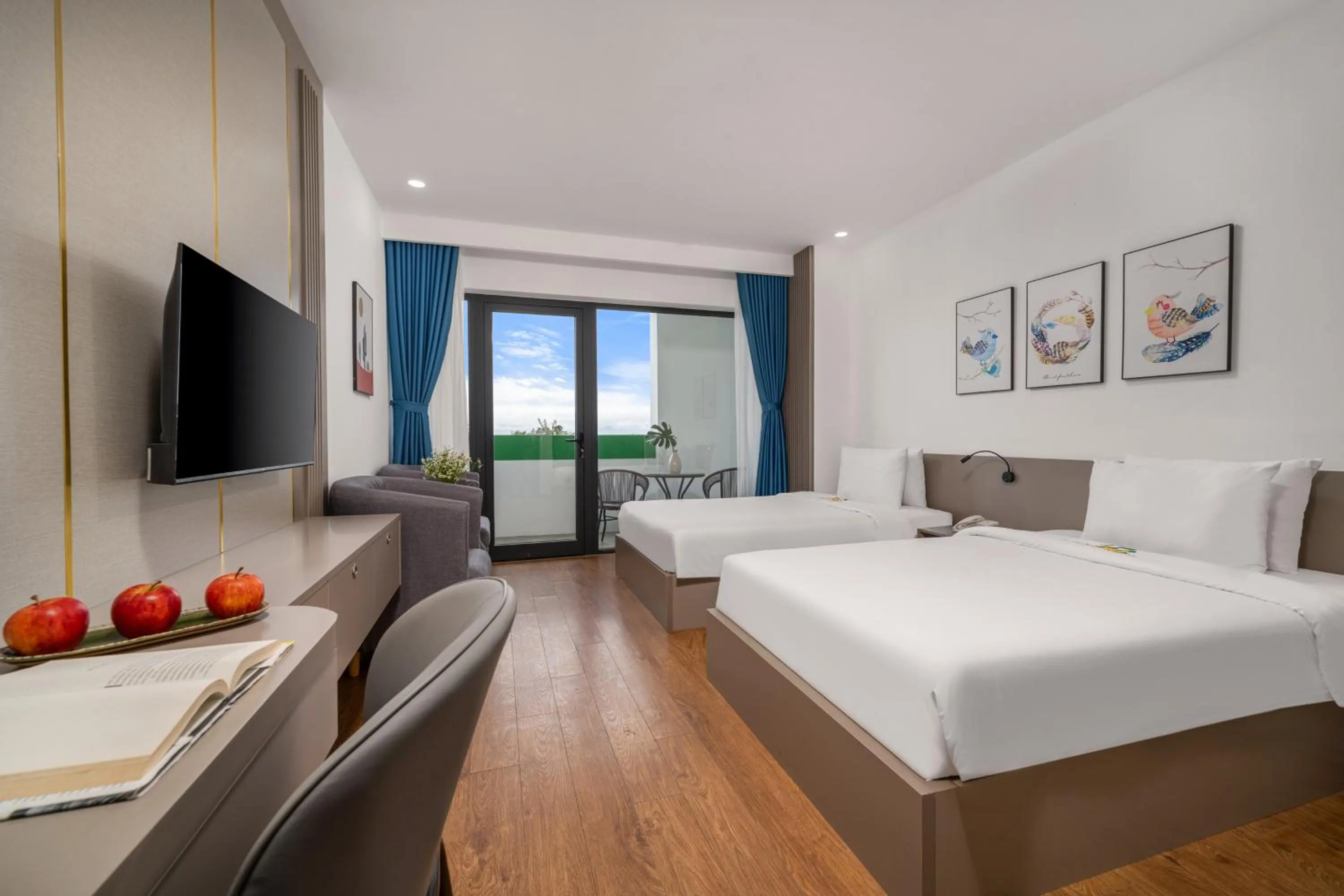 Bed in Fansipan Da Nang Hotel