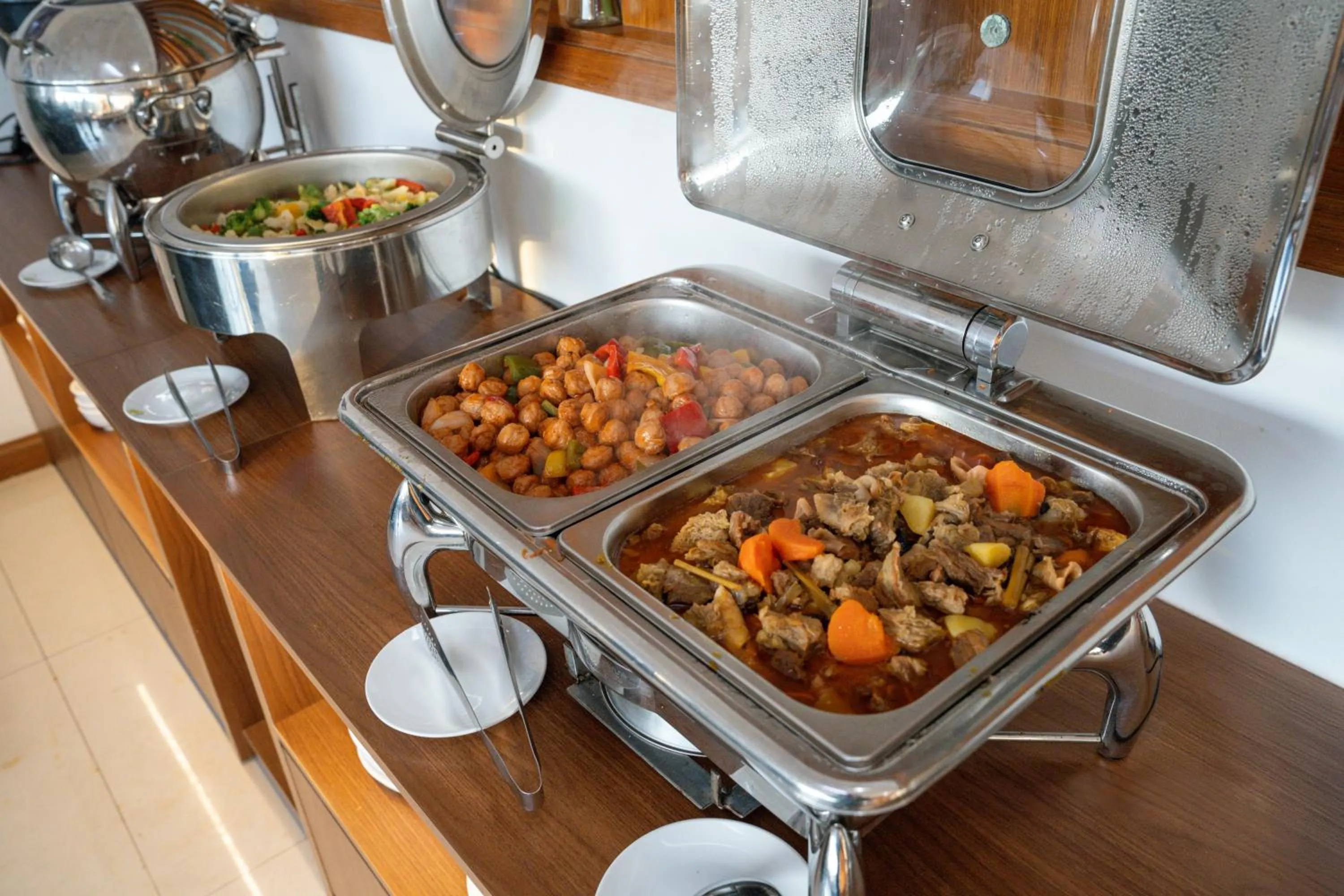 Restaurant/places to eat in Fansipan Da Nang Hotel