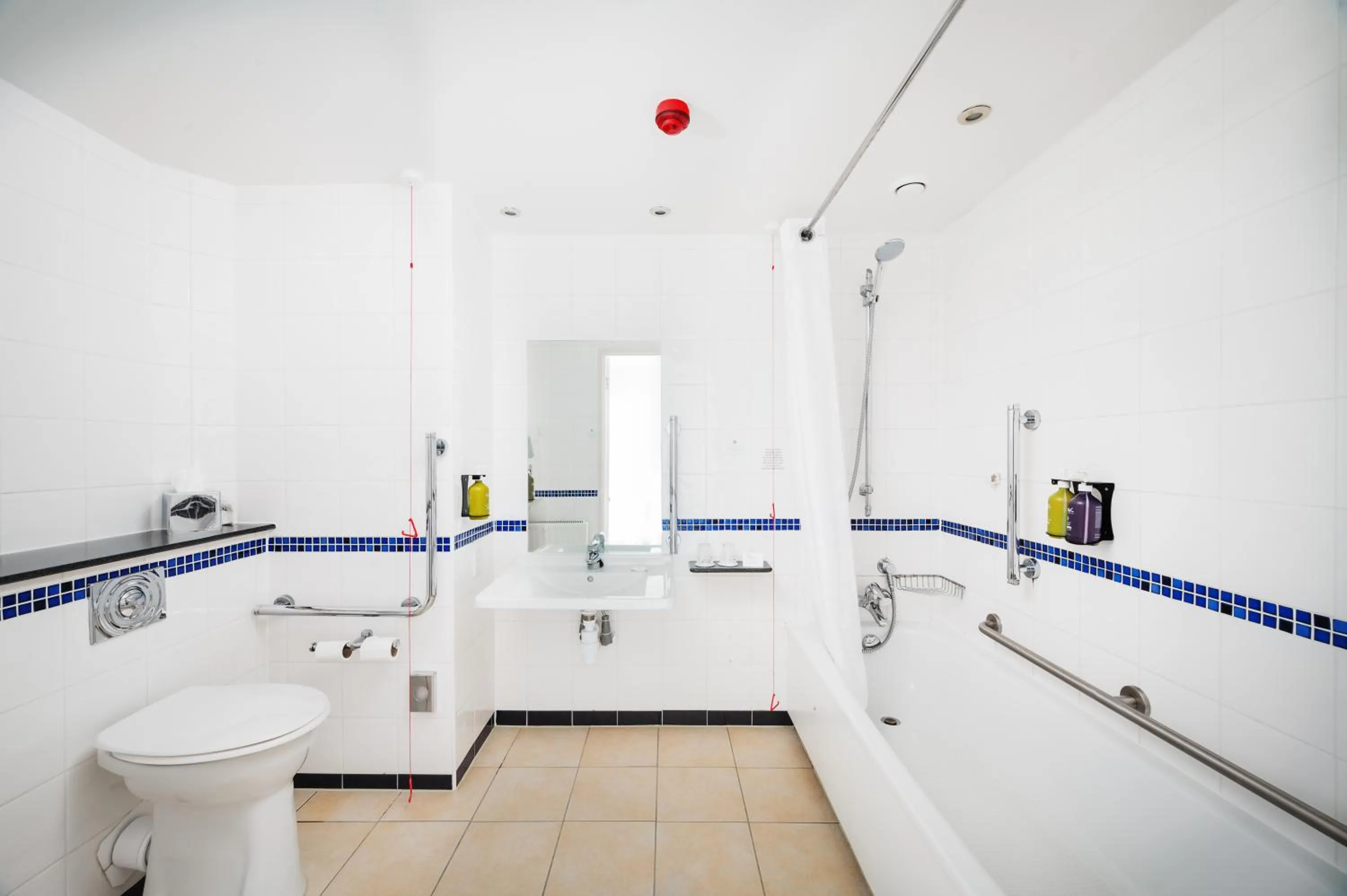 Shower in Holiday Inn Leeds Brighouse by IHG