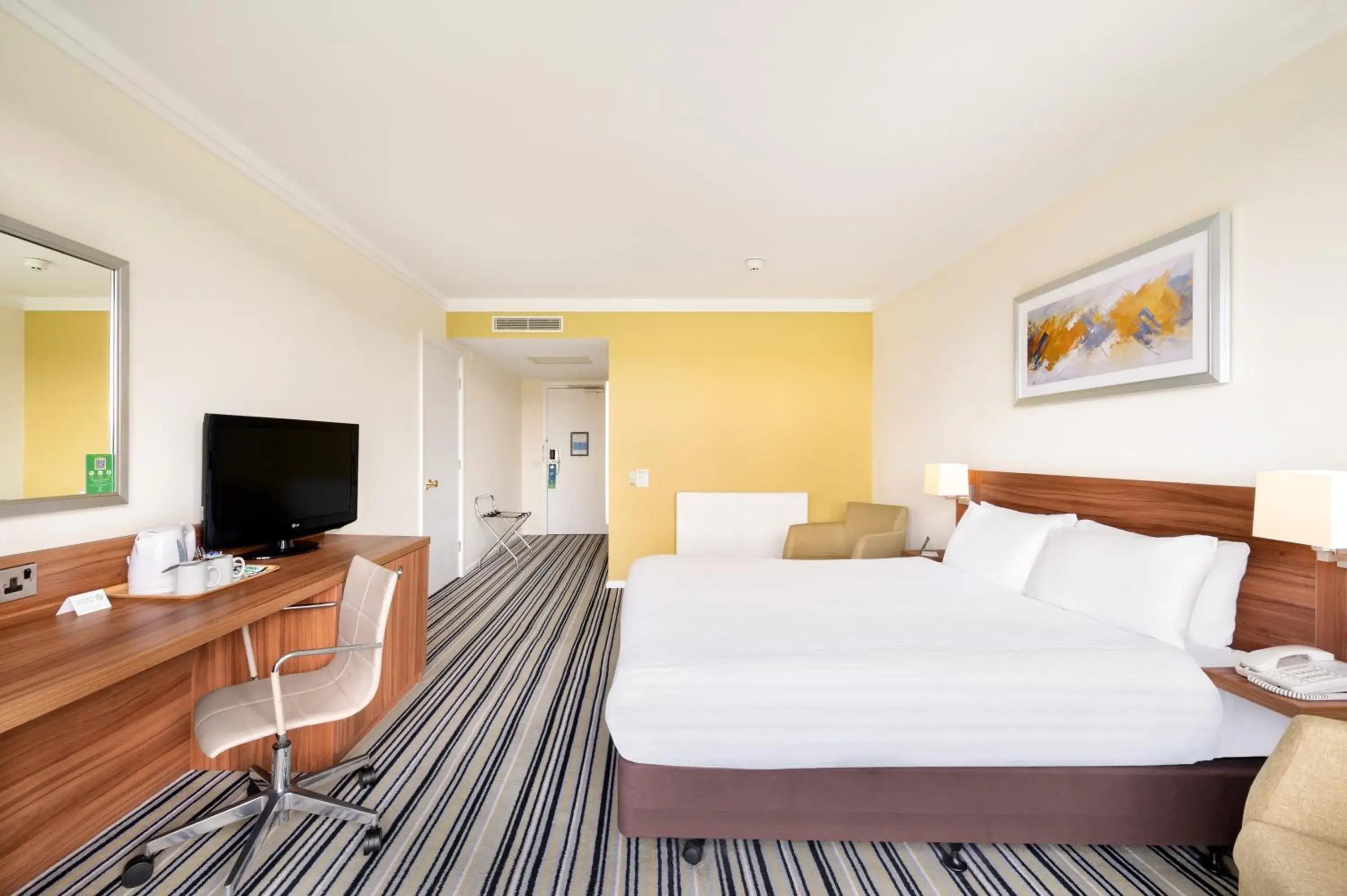 Standard Room in Holiday Inn Leeds Brighouse by IHG Standard Room in Holiday Inn Leeds Brighouse by IHG