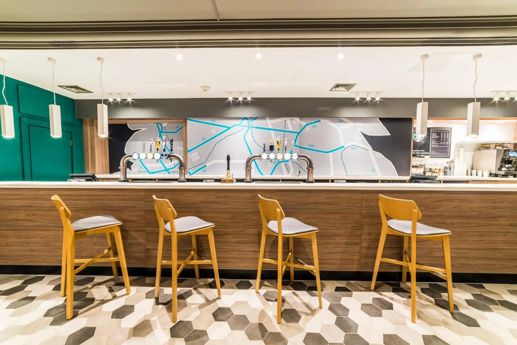 Lounge or bar in Holiday Inn Leeds Brighouse by IHG