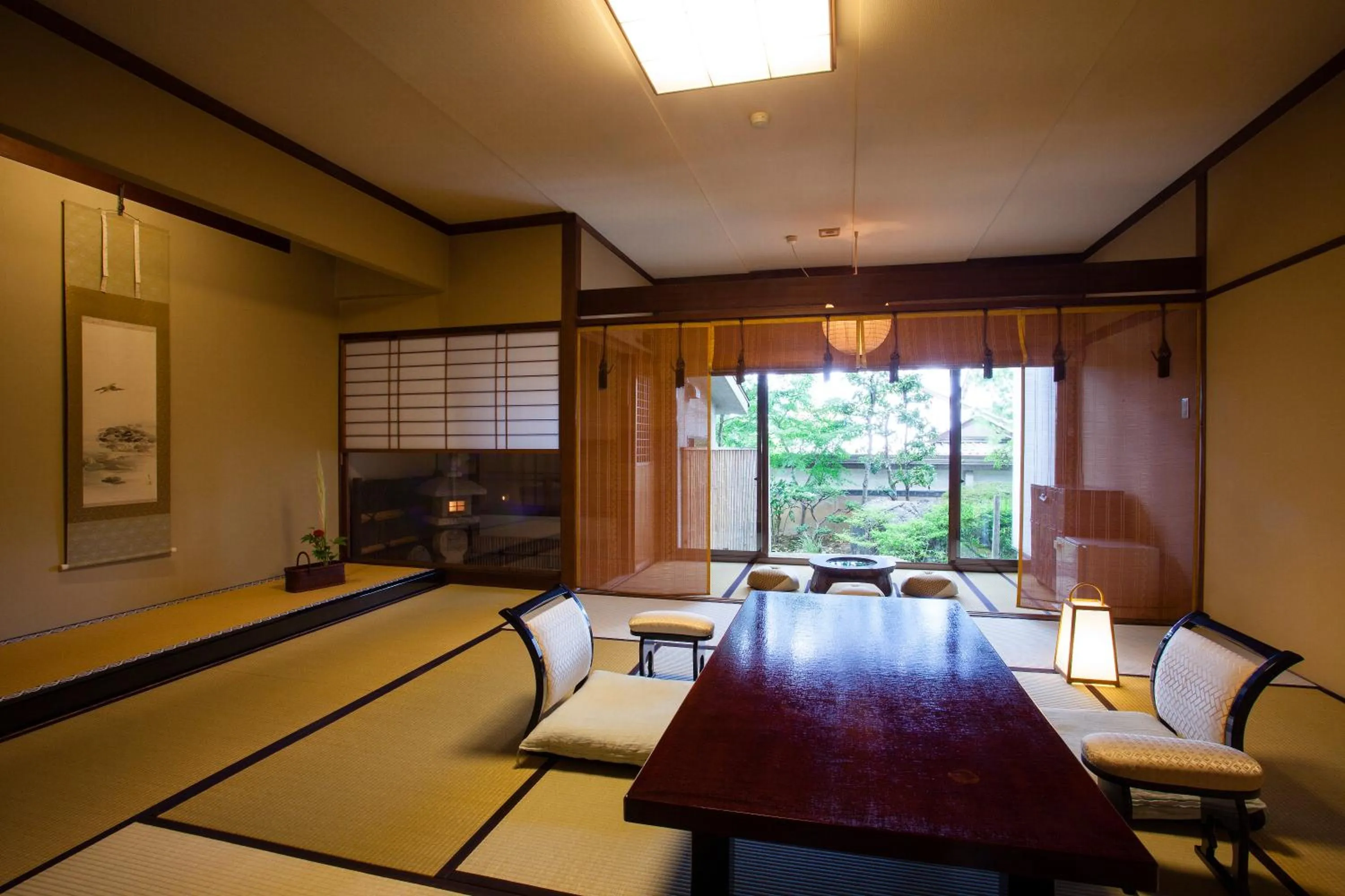 Photo of the whole room in Ryoutei Ryokan Yasui