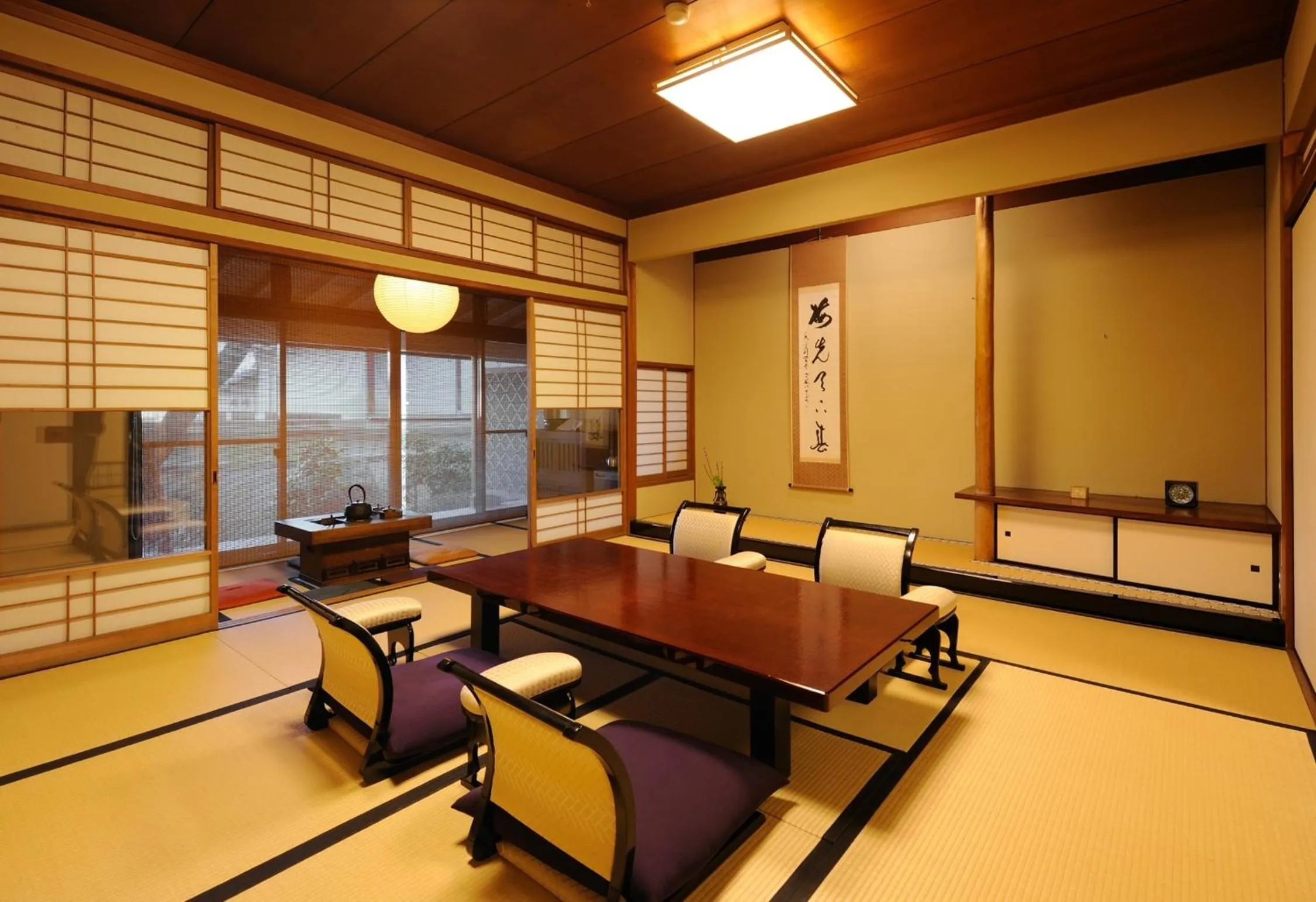 Photo of the whole room in Ryoutei Ryokan Yasui