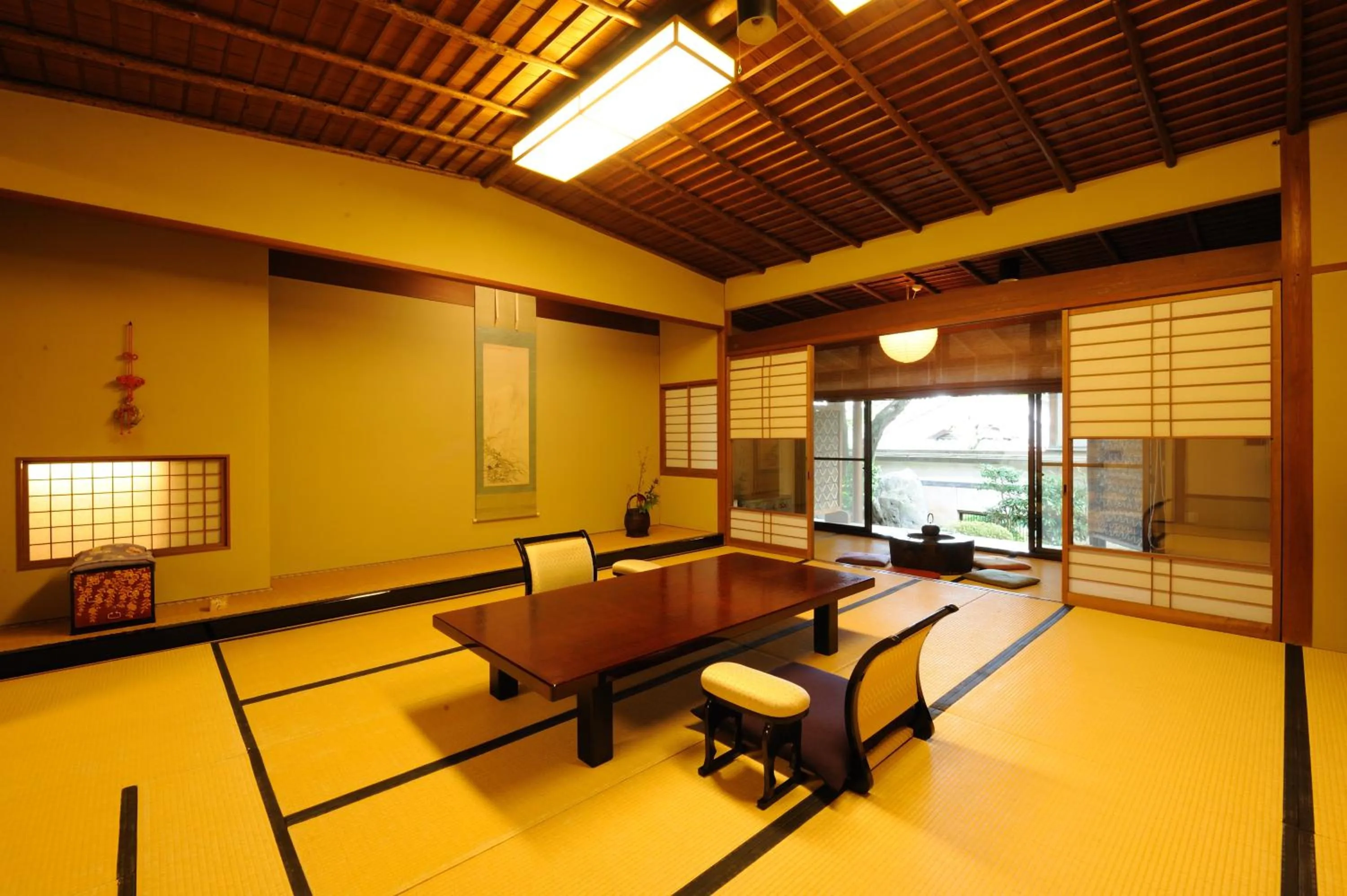 Photo of the whole room in Ryoutei Ryokan Yasui