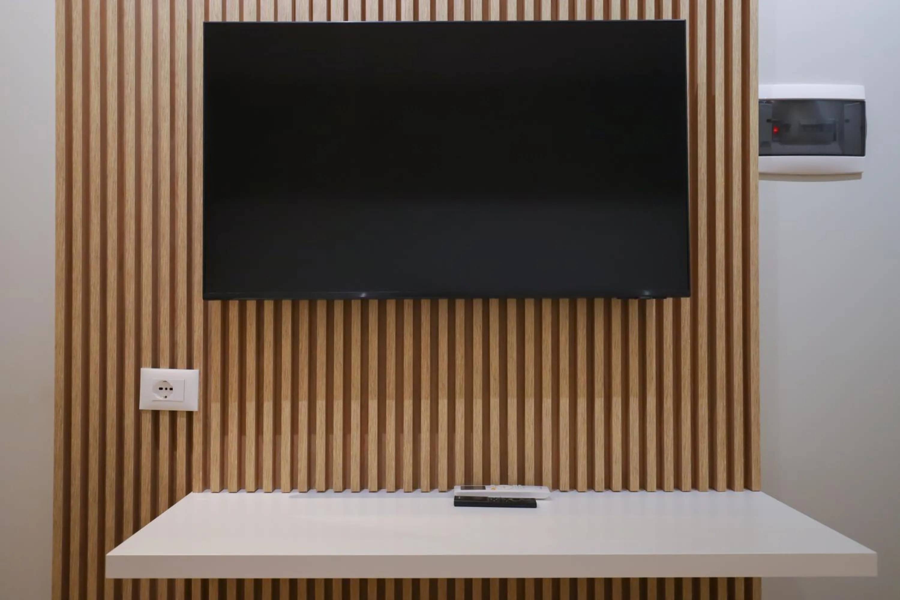 TV and multimedia in Hotel Relax City Center