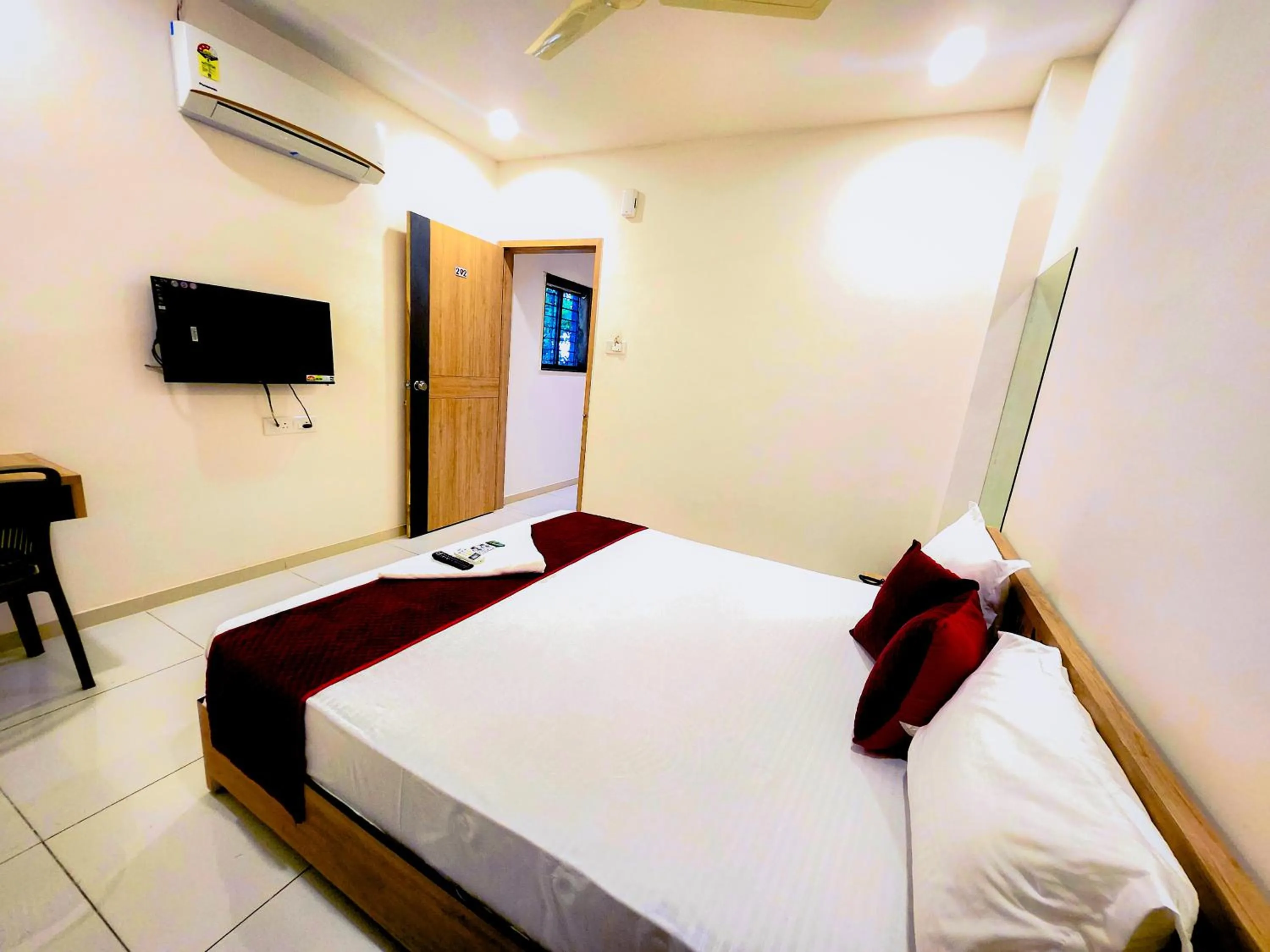 Bed in Hotel Near Me, Rajkot